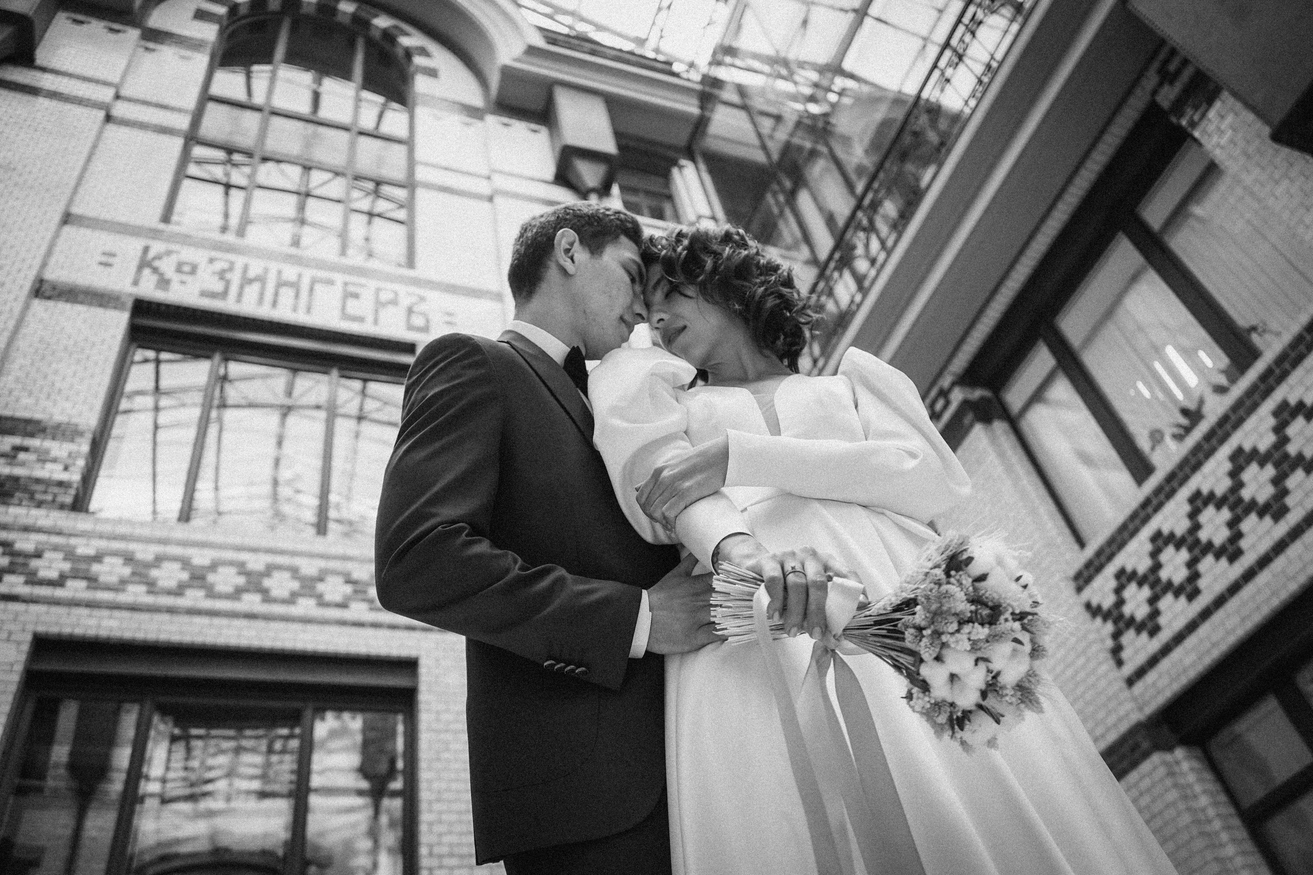 Wedding photographer in Tbilisi. Photographer in Georgia UAE Russia Nekit Fox