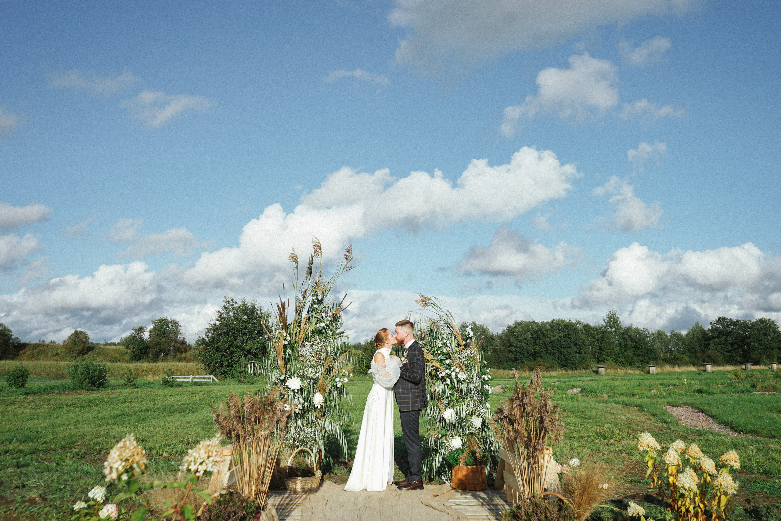 Wedding in Tbilisi. Photographer in Georgia UAE Russia Nekit Fox