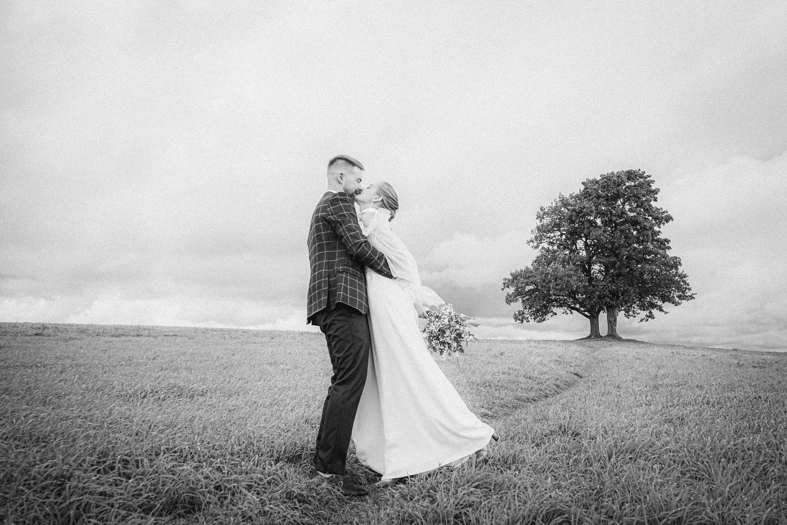 Wedding in Tbilisi. Photographer in Georgia UAE Russia Nekit Fox