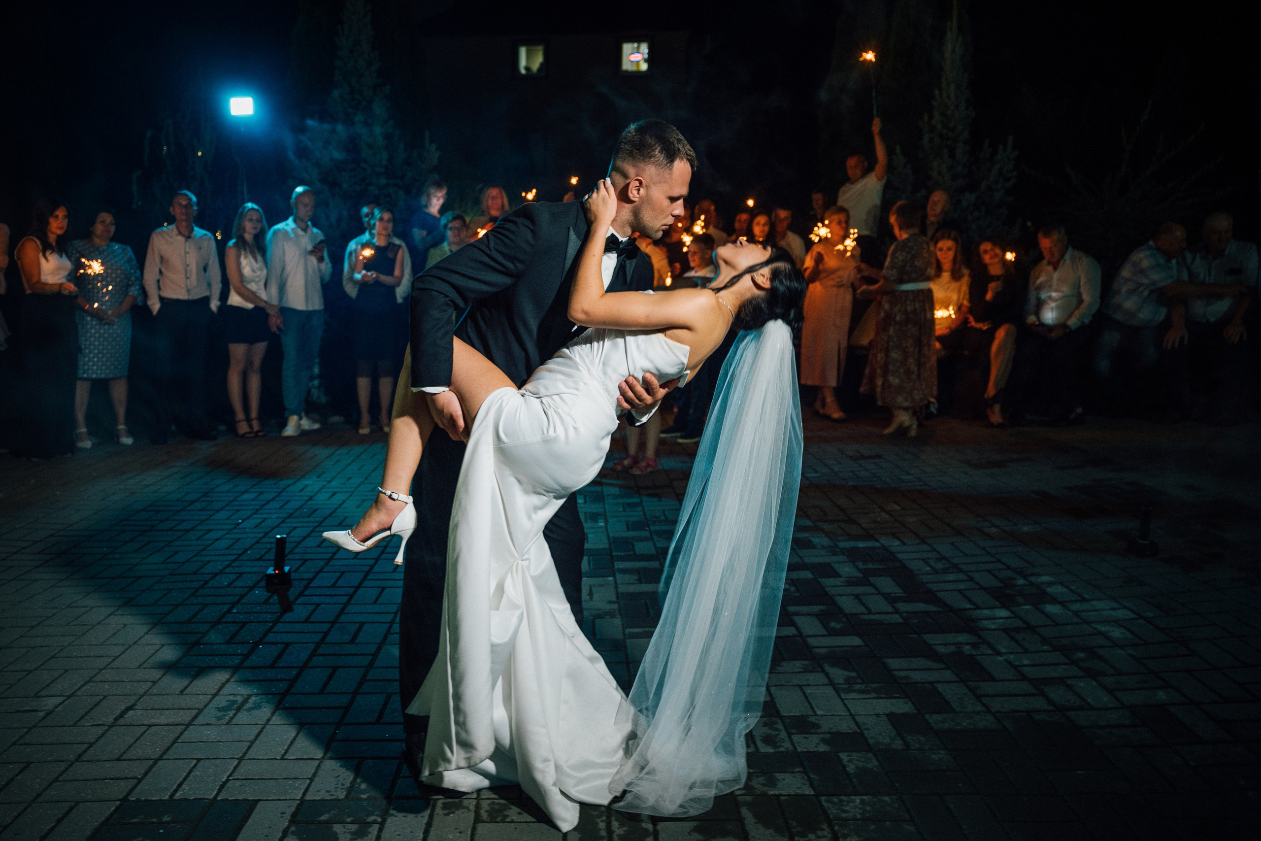 Roman + Angela. Фотограф/видеомейкер в Минске, Москве, Витебске, видеосьемка