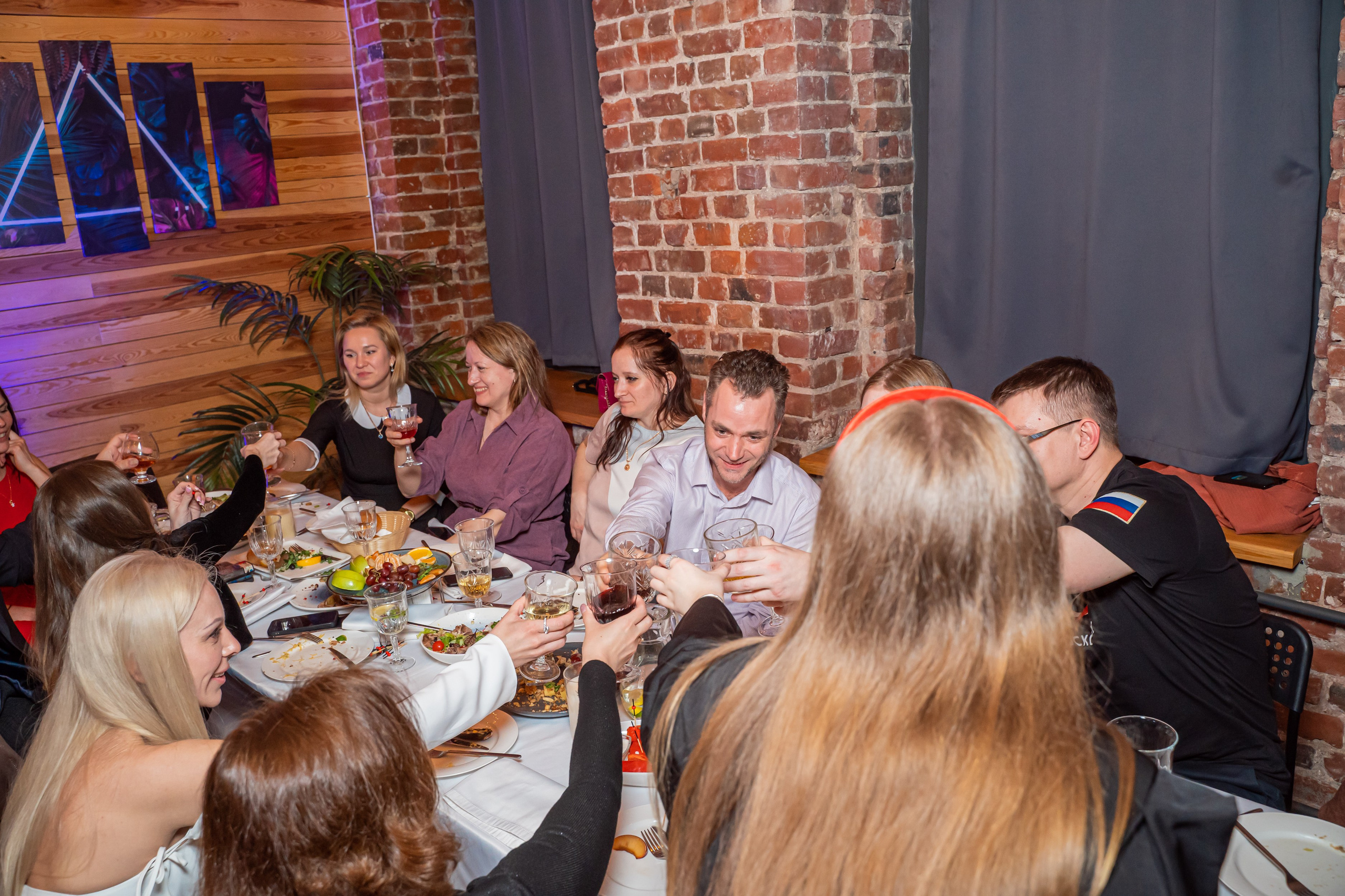 Корпоративное мероприятие -Репортажная фотосъемка в Санкт-Петербурге. Свадебный, семейный, портретный, репортажный фотограф в Санкт-Петербурге