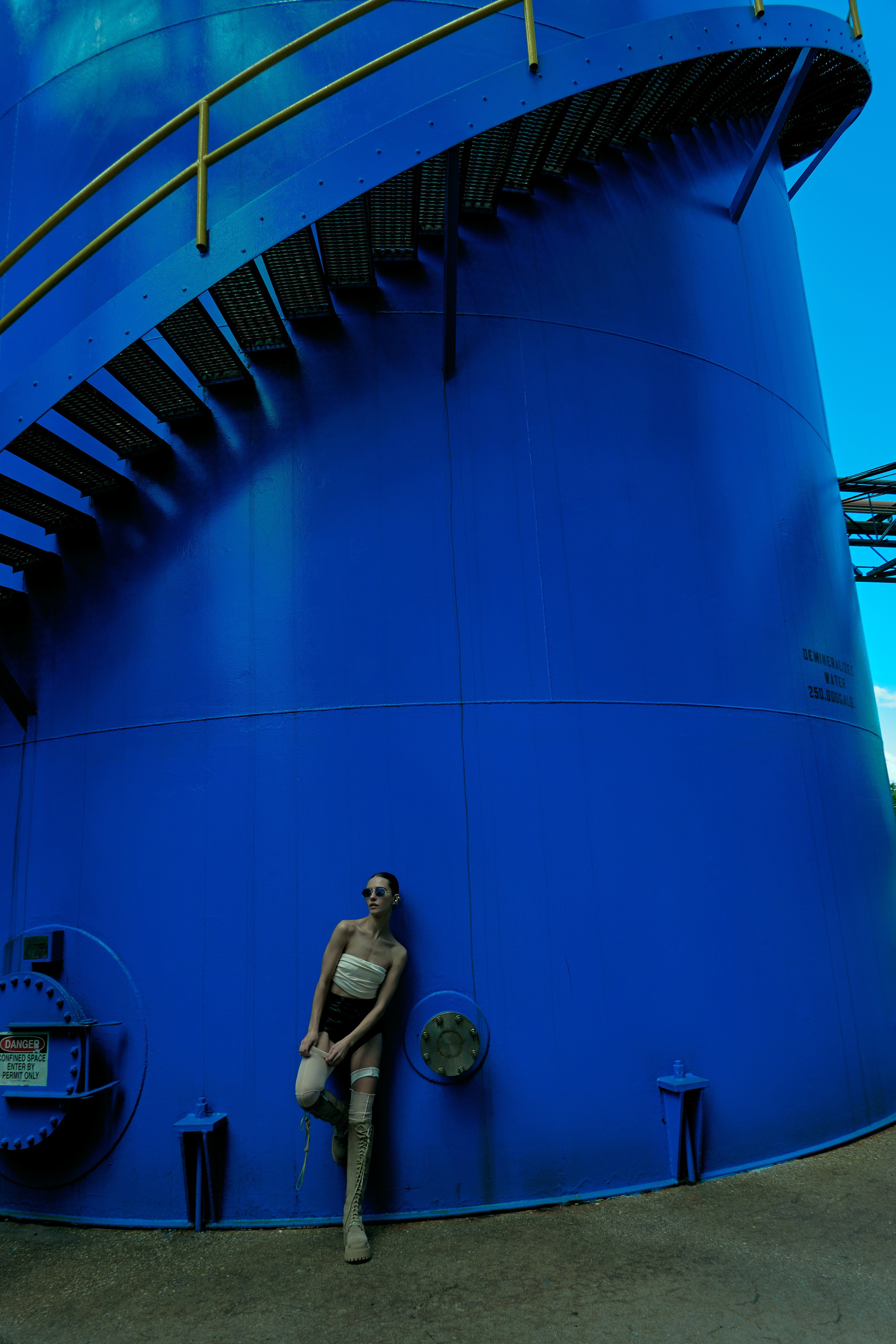 ANGELA NIKOLAU. Yulia Otroschenko