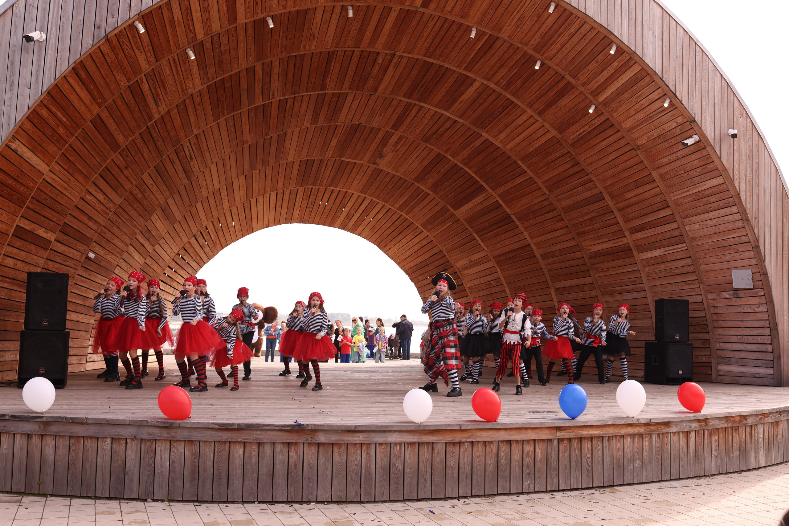Репортаж на день города. Семейный фотограф в Дзержинске Наталья Лаэтина
