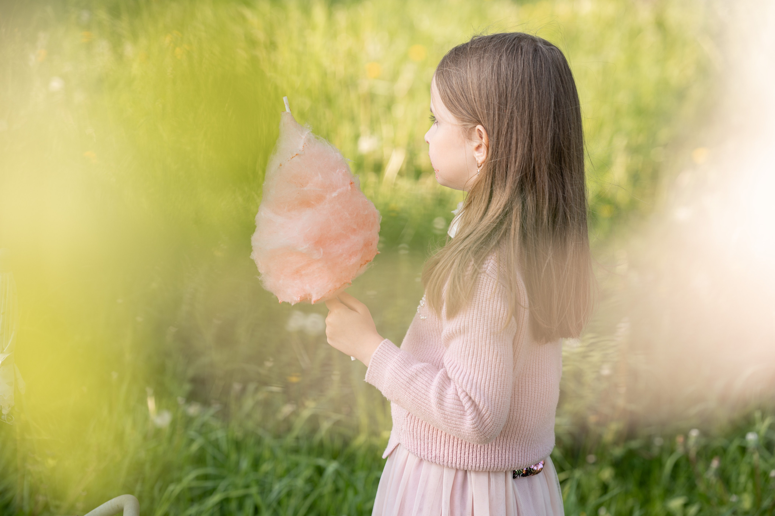 Ксюшенька в яблоневом саду. Семейный и портретный фотограф в Санкт-Петербурге Татьяна Гримоть