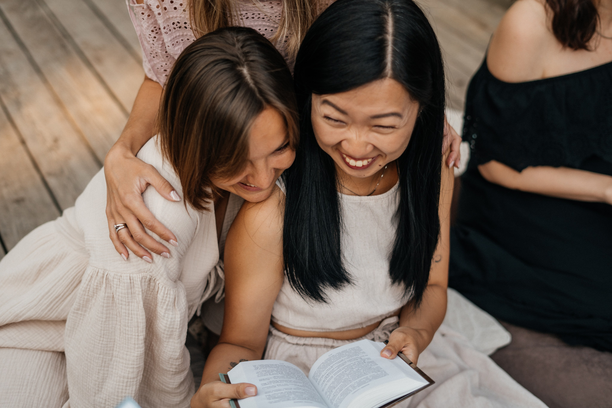 Фотосессия книжного клуба. Фотограф сахалин