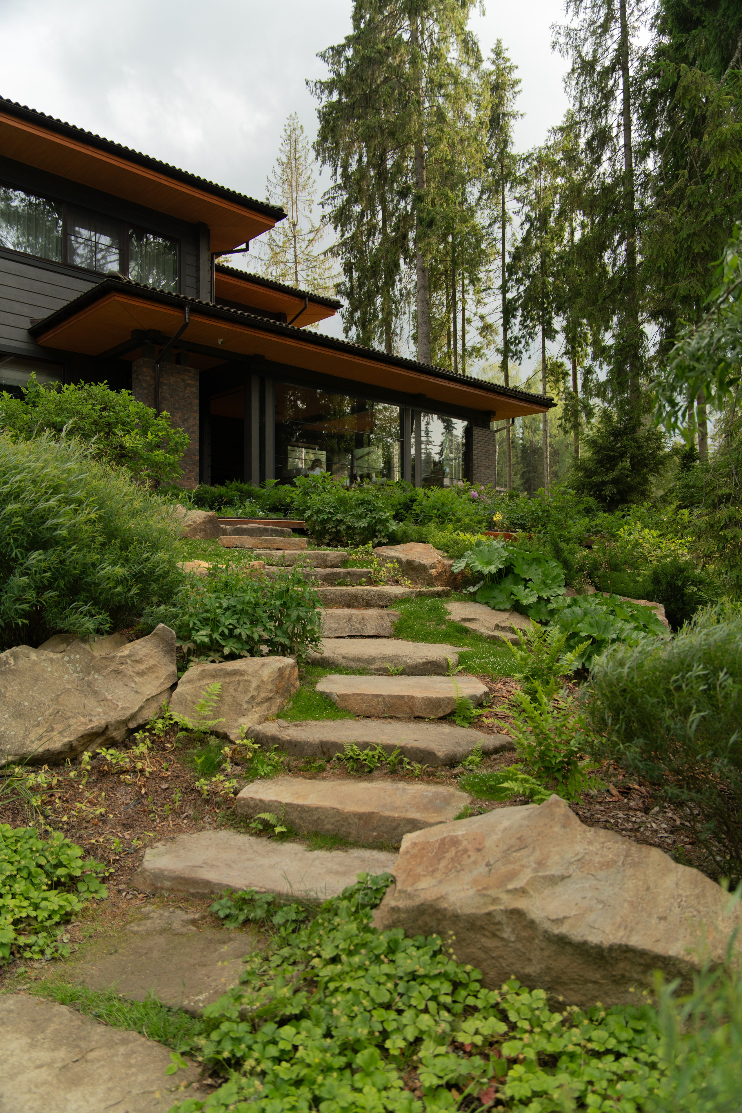 Участок в каральском стиле. Автомобильный фотограф Светлана Усова