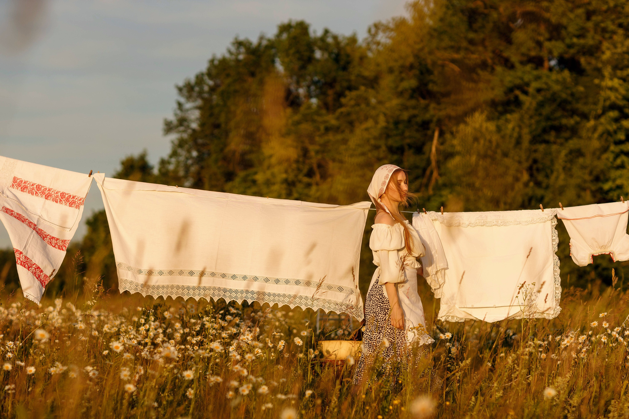 Тематическая фотосессия «Стирка» с Ларисой совместно с Ириной Павловой. Портретный и репортажный фотограф в Чебоксарах Андриян Чаркин