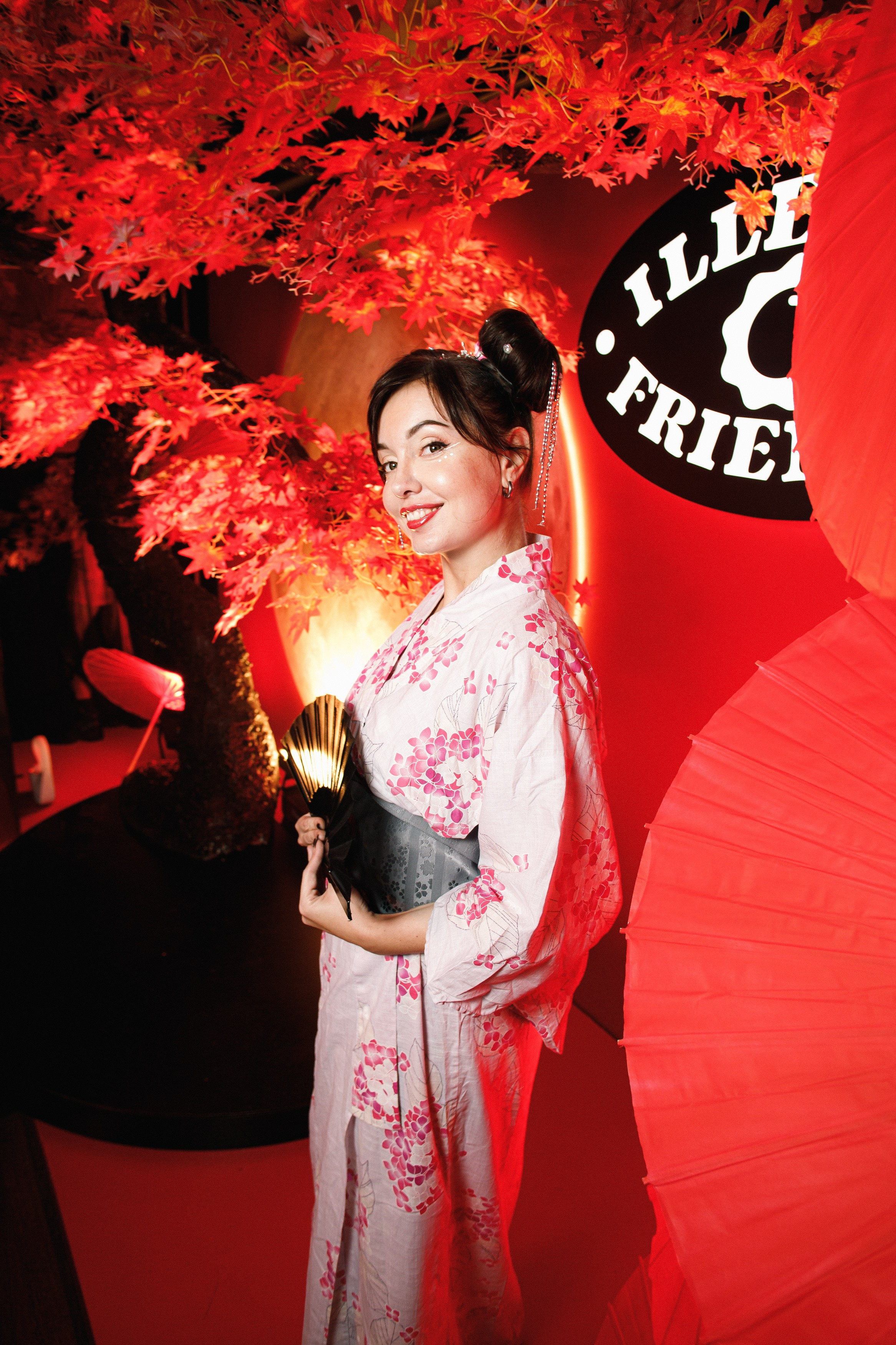 ILLEGAL FRIENDS | ASIA. СВОИ. ФОТООТЧЕТЫ-СОБЫТИЯ-МЕСТА