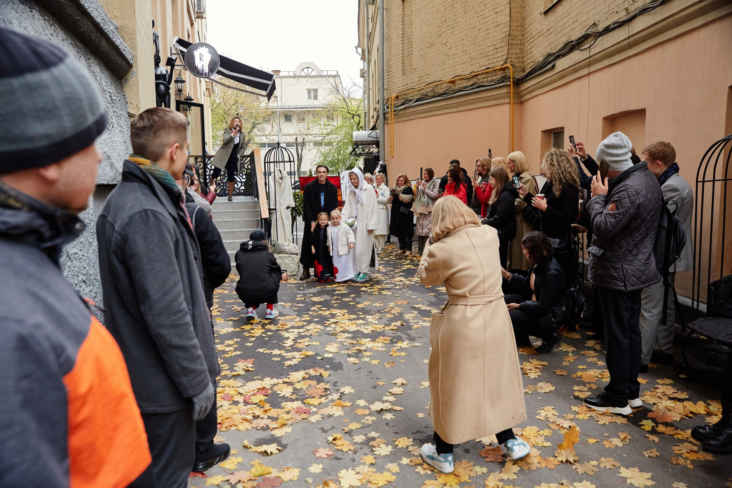 Показ Art Apparel в Москве. Коммерческий фотограф в Москве Павел Володин — фотосъемка для бизнеса