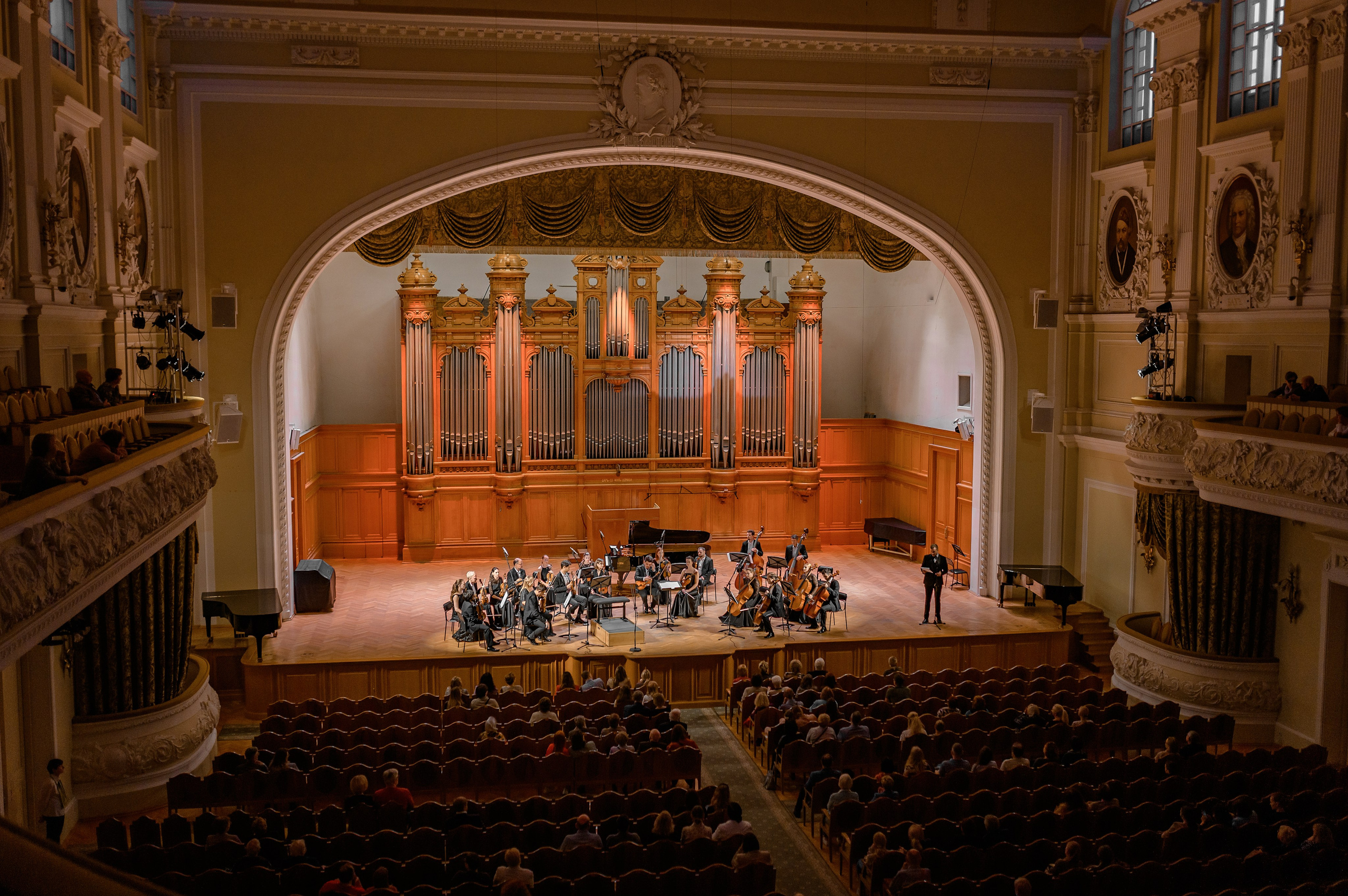 СТРУННЫЙ ОРКЕСТР «МЕТАМОРФОЗА». РЕПОРТАЖНЫЙ И БИЗНЕС ФОТОГРАФ В МОСКВЕ, ЕГОР НИКОЛАЕВ