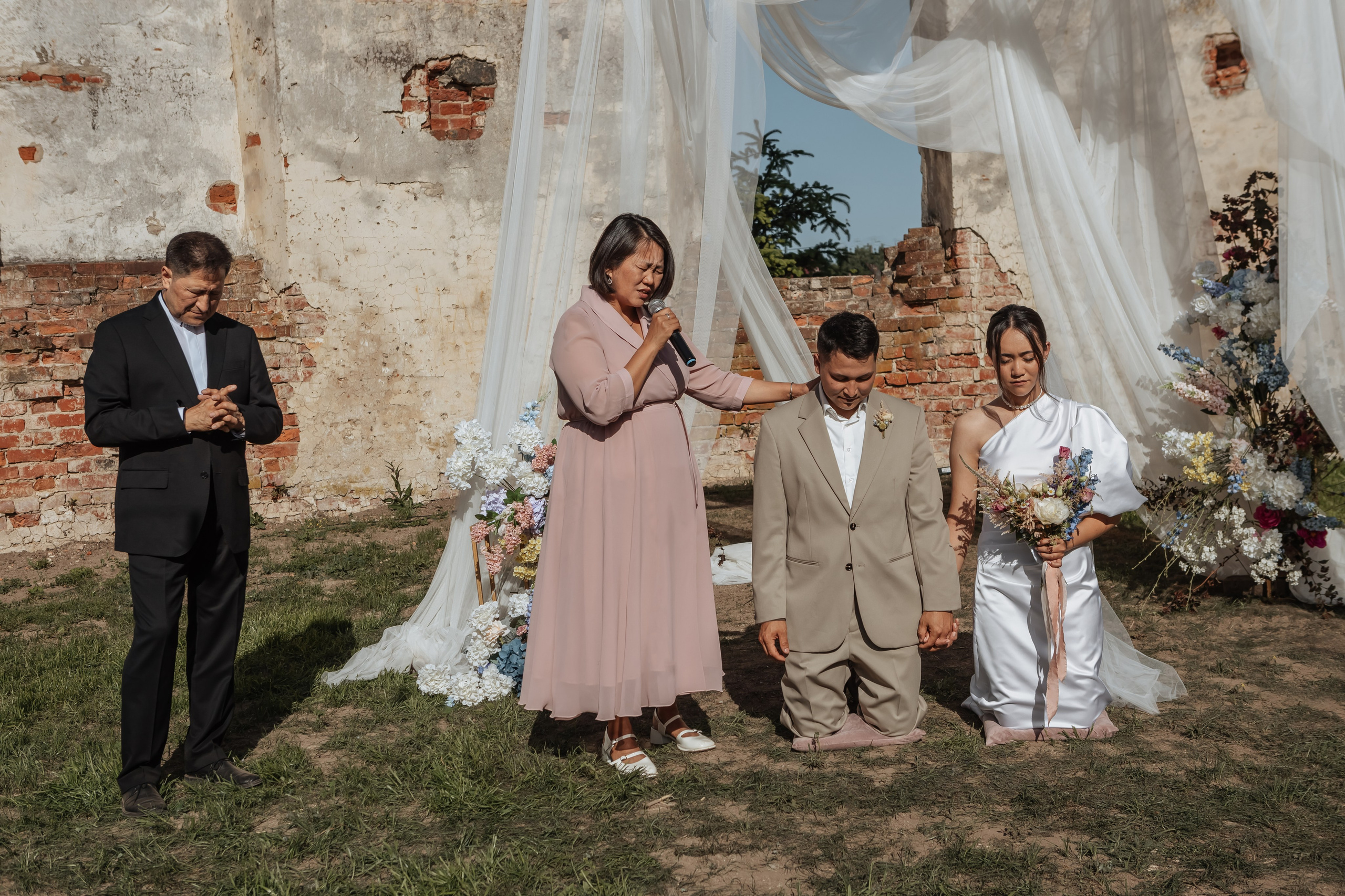 Свадьба в кирхе. Свадебный фотограф  Калининград | Москва
