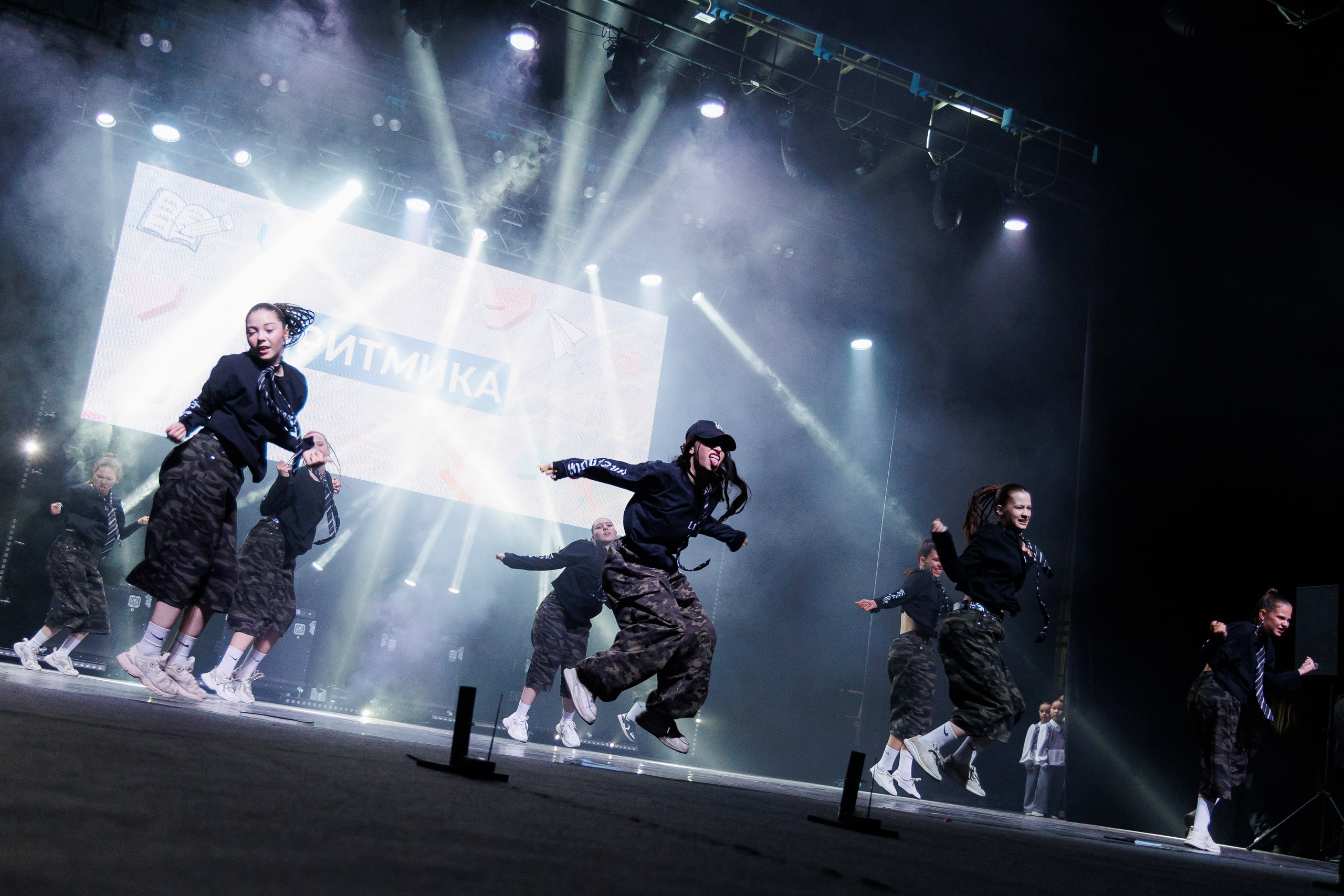 Школа танцев Leader Dance — отчётный концерт. Flint — photographer