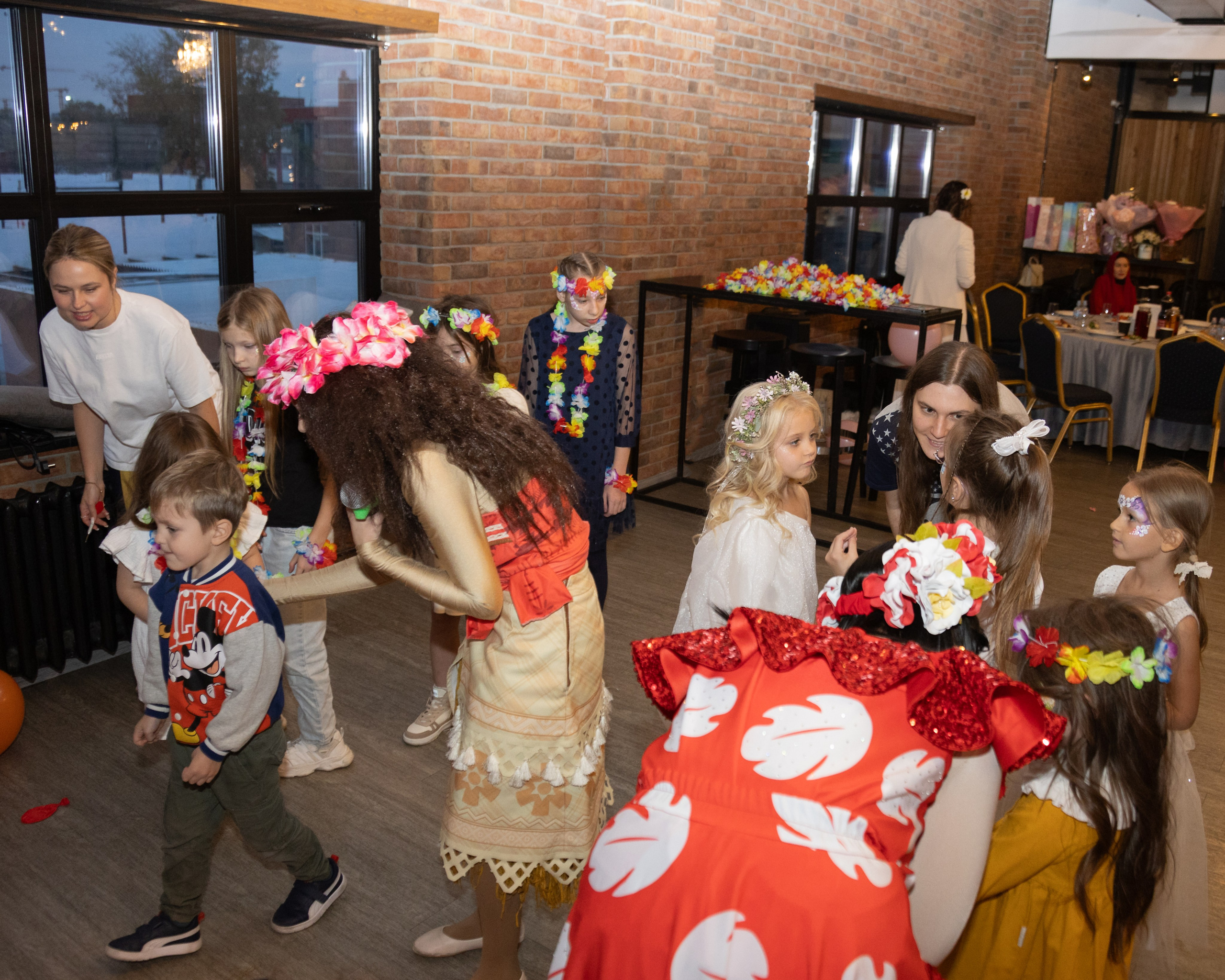 День Рожденья Оливия 7 лет. Портретный Студийный и уличный фотограф Москва. Индивидуальные, Семейные, Беременность, Будуар, Каталог, контент съемки для блога и бизнеса