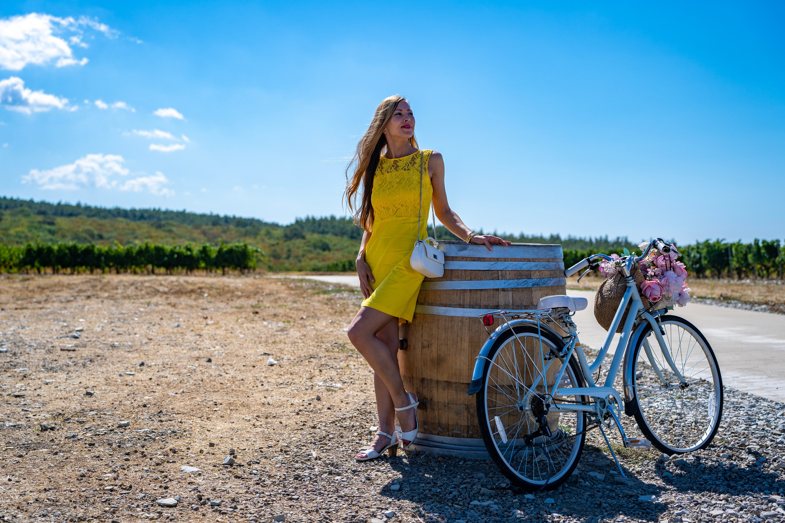 Летняя фотосессия на винодельне во французском стиле — Шато де Талю. Семейный и детский фотограф Екатерина Черняева. Снимаю портреты, love story, фотопрогулки, работаю на улице, в кафе, студии, дома у клиента