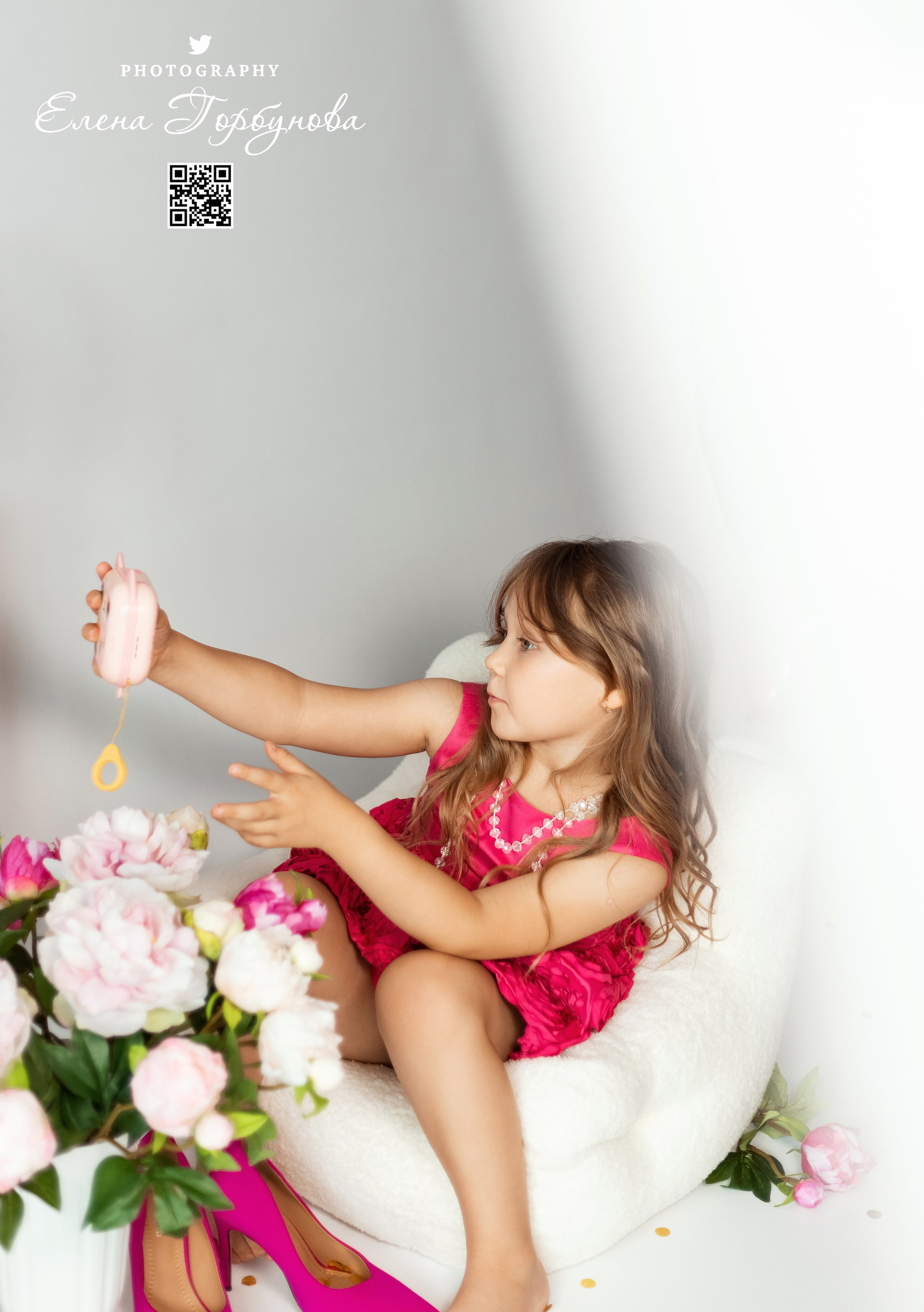 «Модница в розовом» В моей студии. Вероника и Александра. 2024. Фотограф Пермь. Свадьбы. Семья и дети, школа, д. сад. Фотокниги