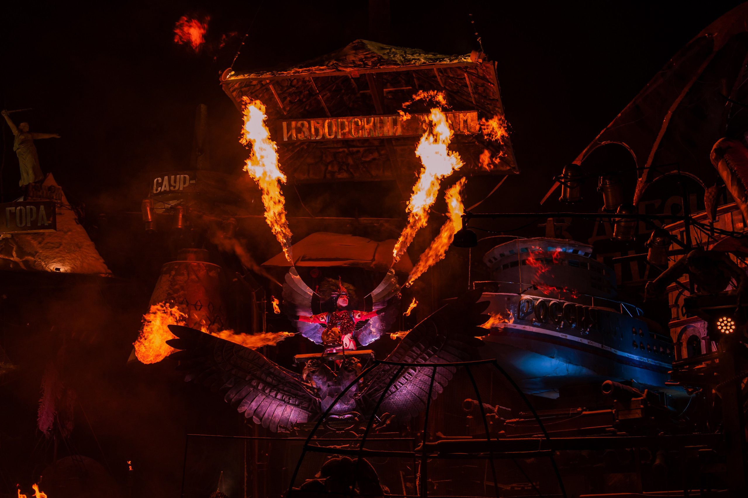 Новогодняя сказка в Байк Центре «Ночные Волки». Крамер Юлиана детский и семейный фотограф