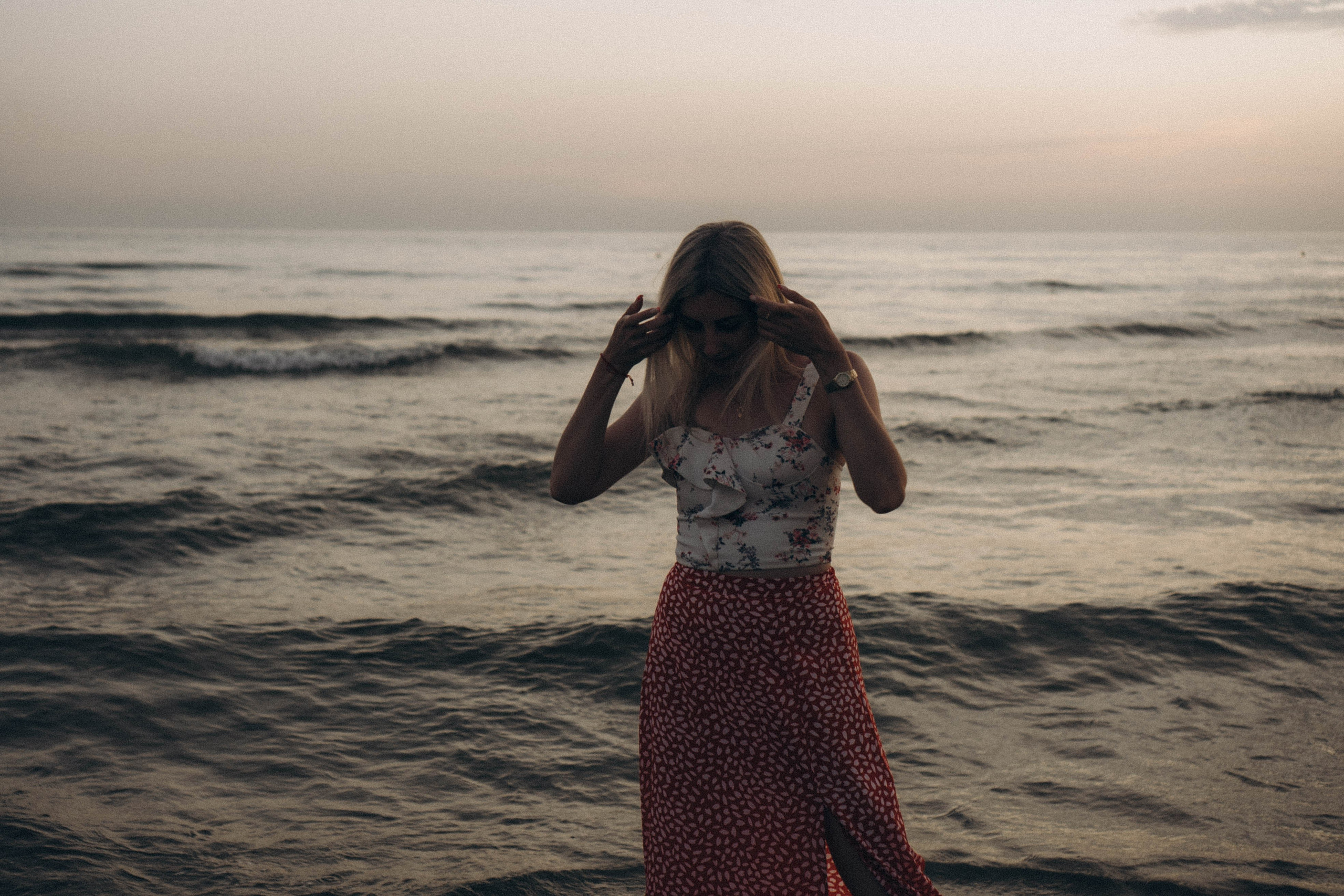 Июльский вечер на берегу черного моря. Профессиональный фотограф, Санкт-Петербург — Виктория Богомолова