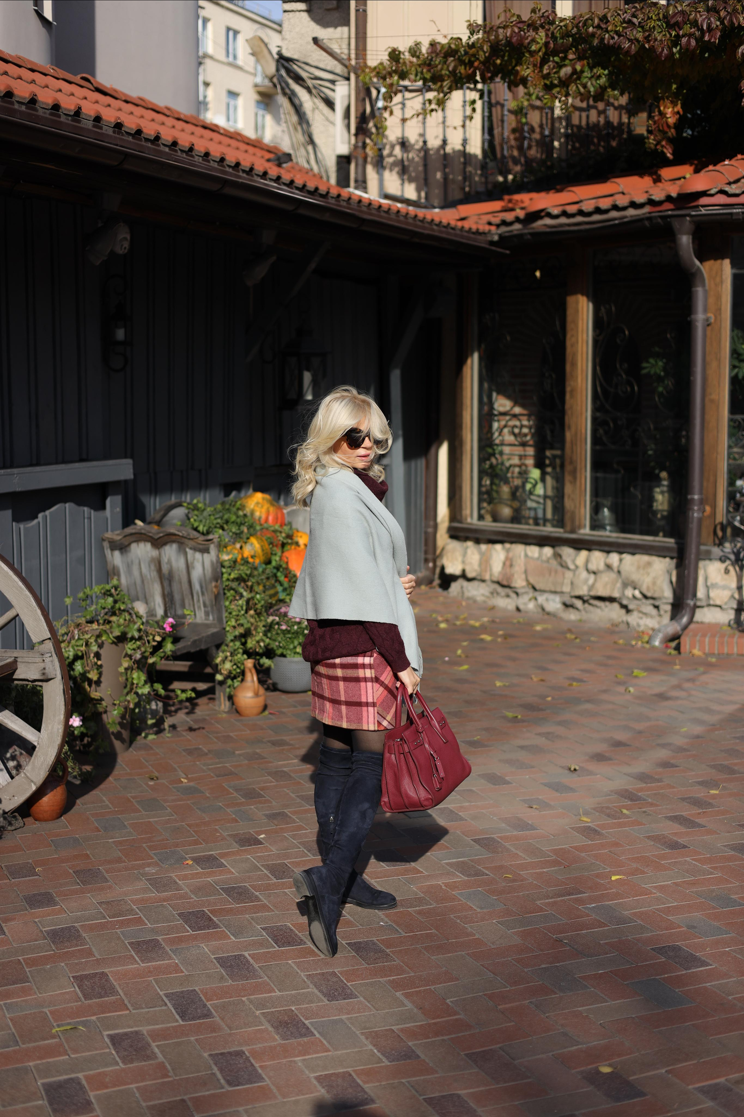 Тифлисский дворик. Юрий Белозёров фотограф