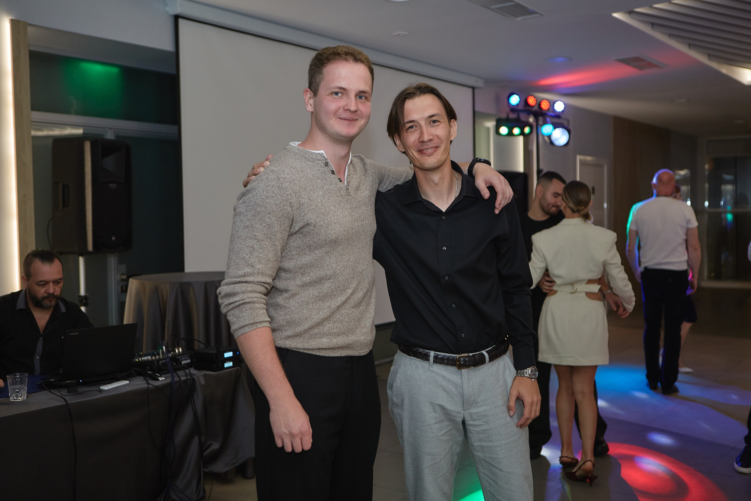 Репортажный фотограф на форум — портфолио фотографа в Сочи, Адлере Красной Поляне. Фотограф Юрий Никитюк — Сочи |Адлер|Красная Поляна