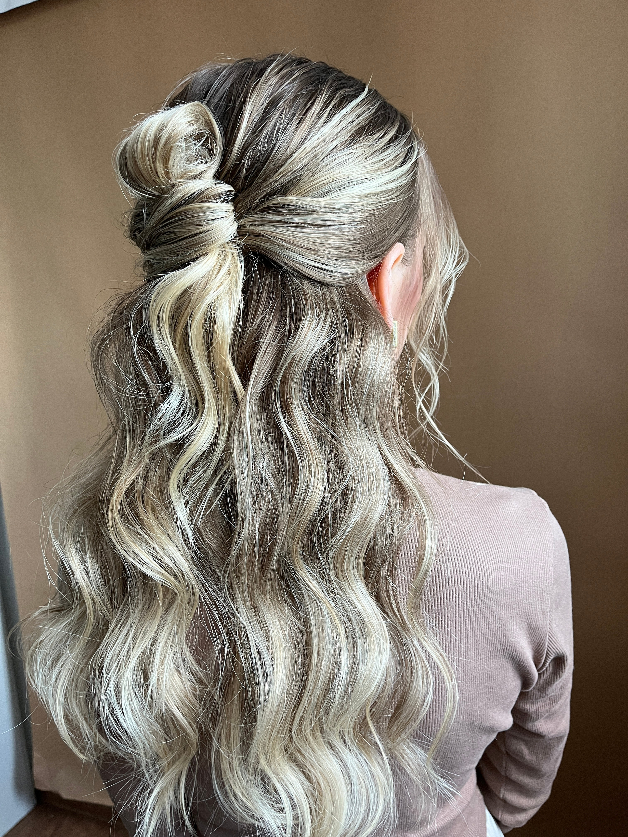 Причёски/ макияж. Свадебный стилист-визажист