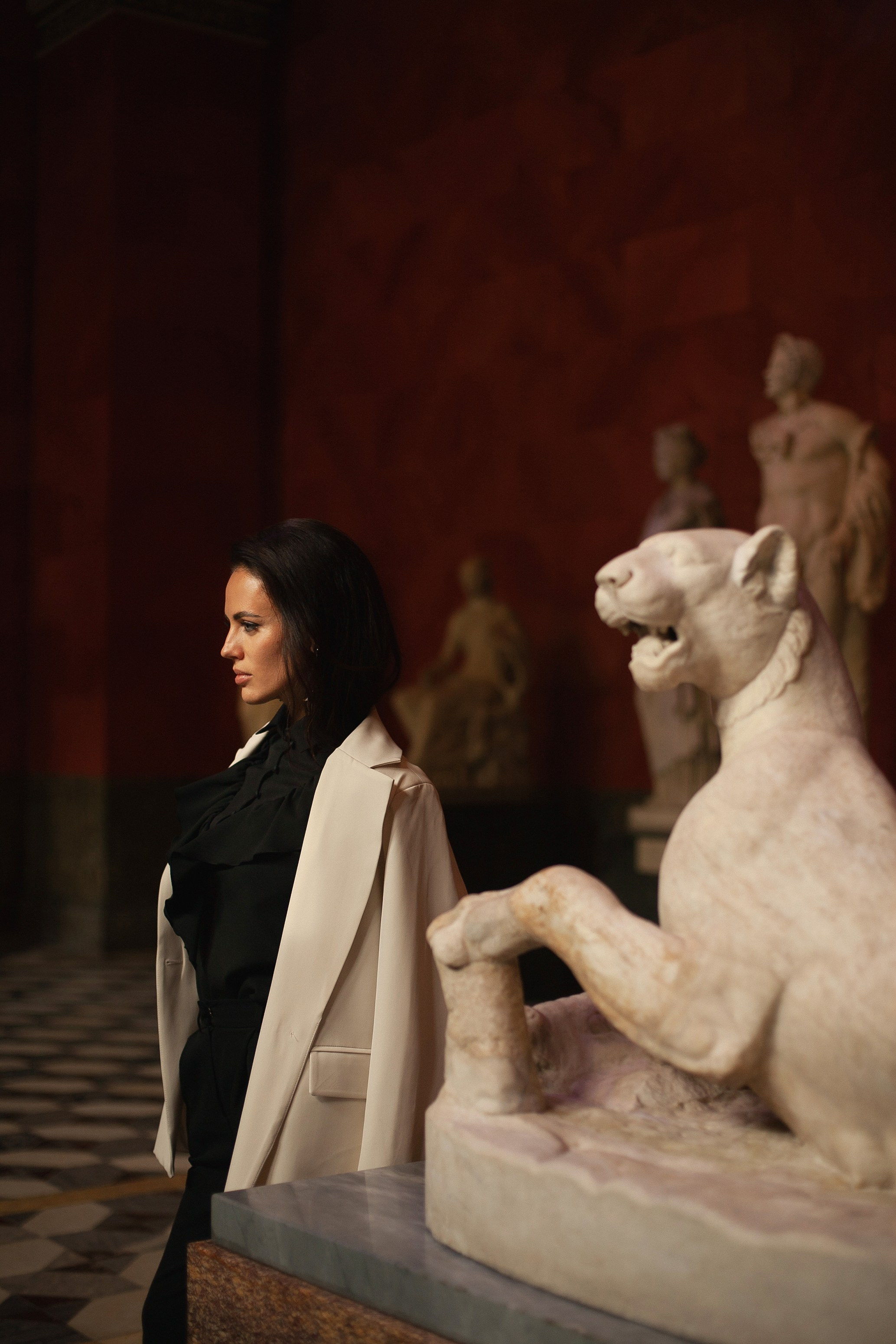 Эрмитаж Марина. Контент фотограф Саша Логвиненко