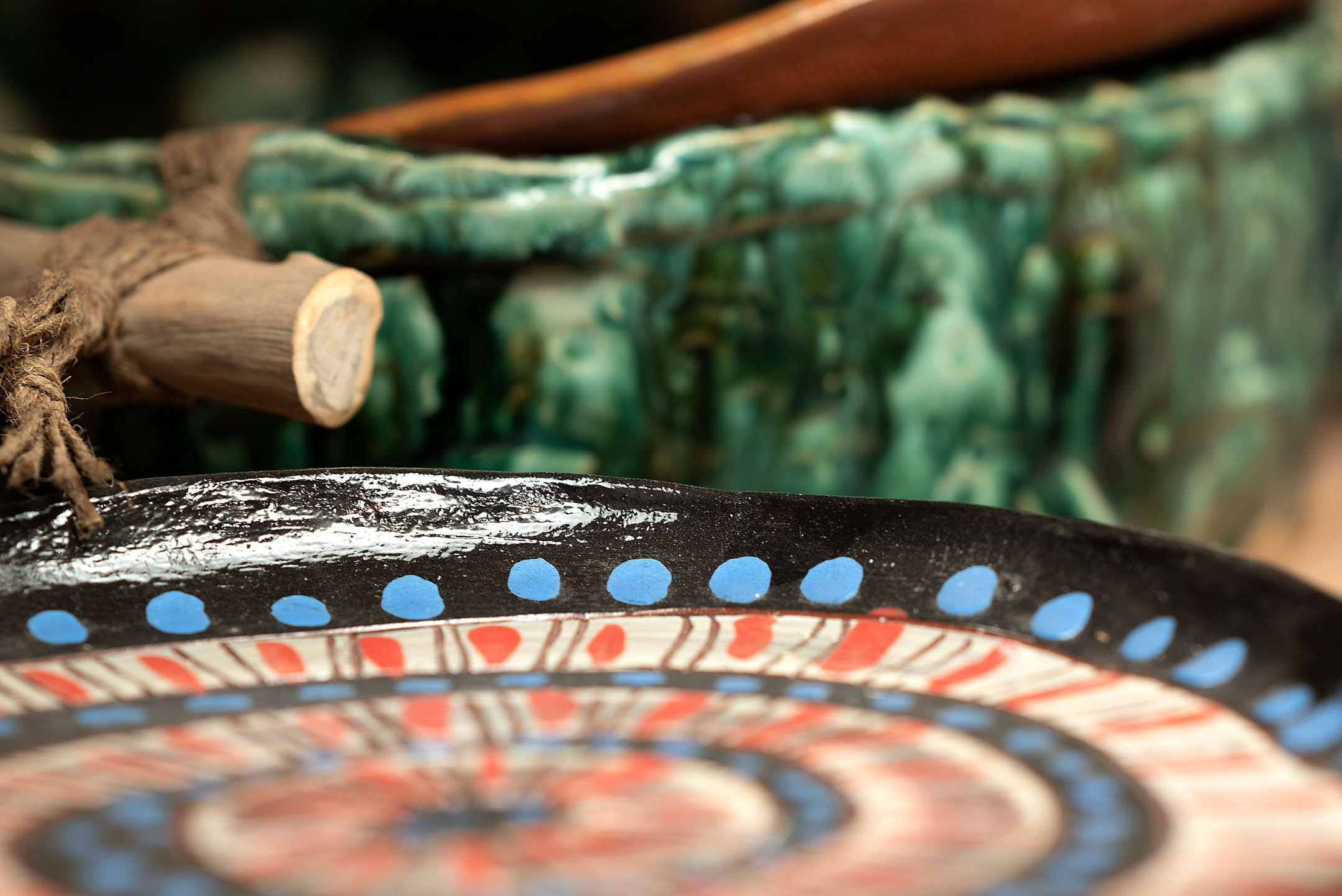 Фотосессия в гончарной мастерской Ивана Безбородова. Предметный фотограф в Краснодаре Вера Капитанова. Предметная съёмка