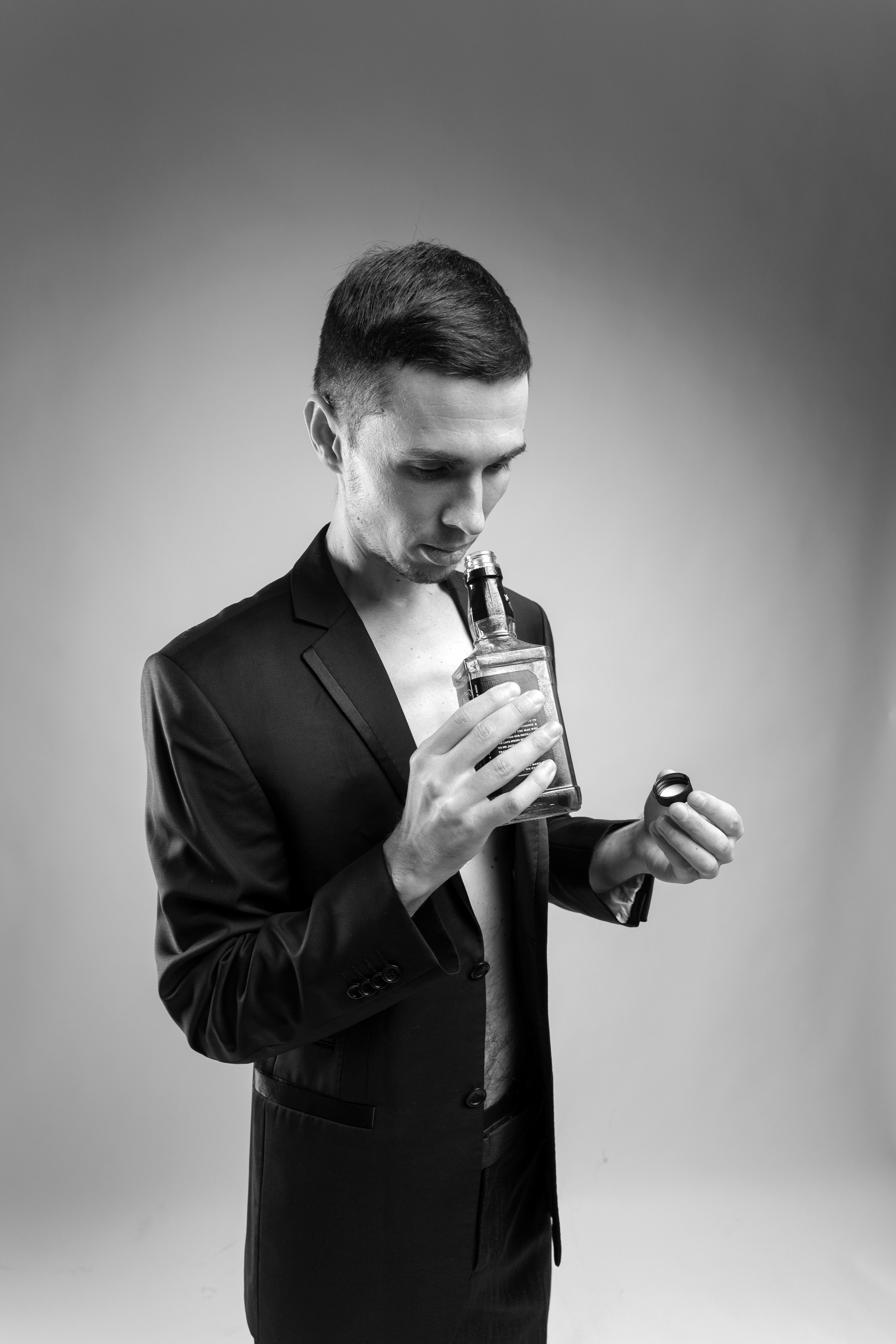 Мужской портрет. Предметный фотограф в Краснодаре Вера Капитанова. Предметная съёмка