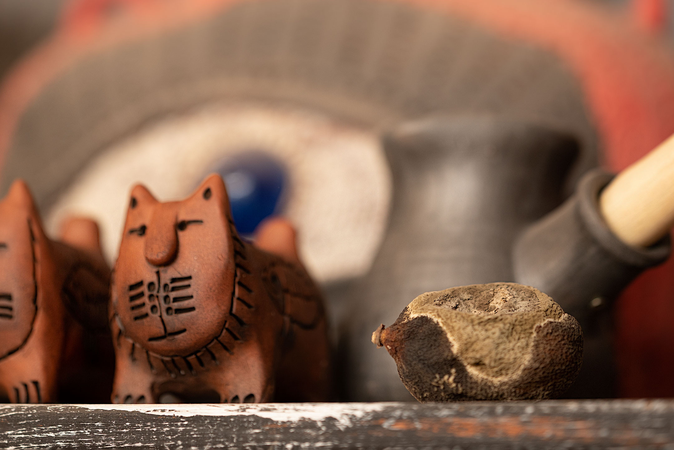 Фотосессия в гончарной мастерской Ивана Безбородова. Предметный фотограф в Краснодаре Вера Капитанова. Предметная съёмка