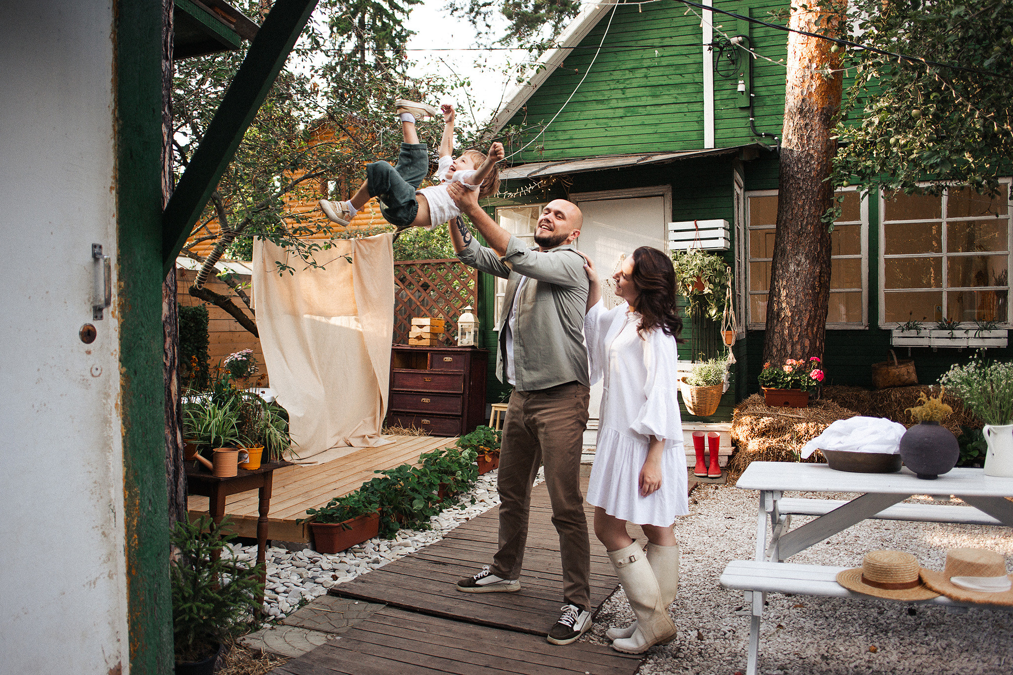 Катя, Макс, Егор в Green Dacha. Семейный фотограф в Москве Марина Петра