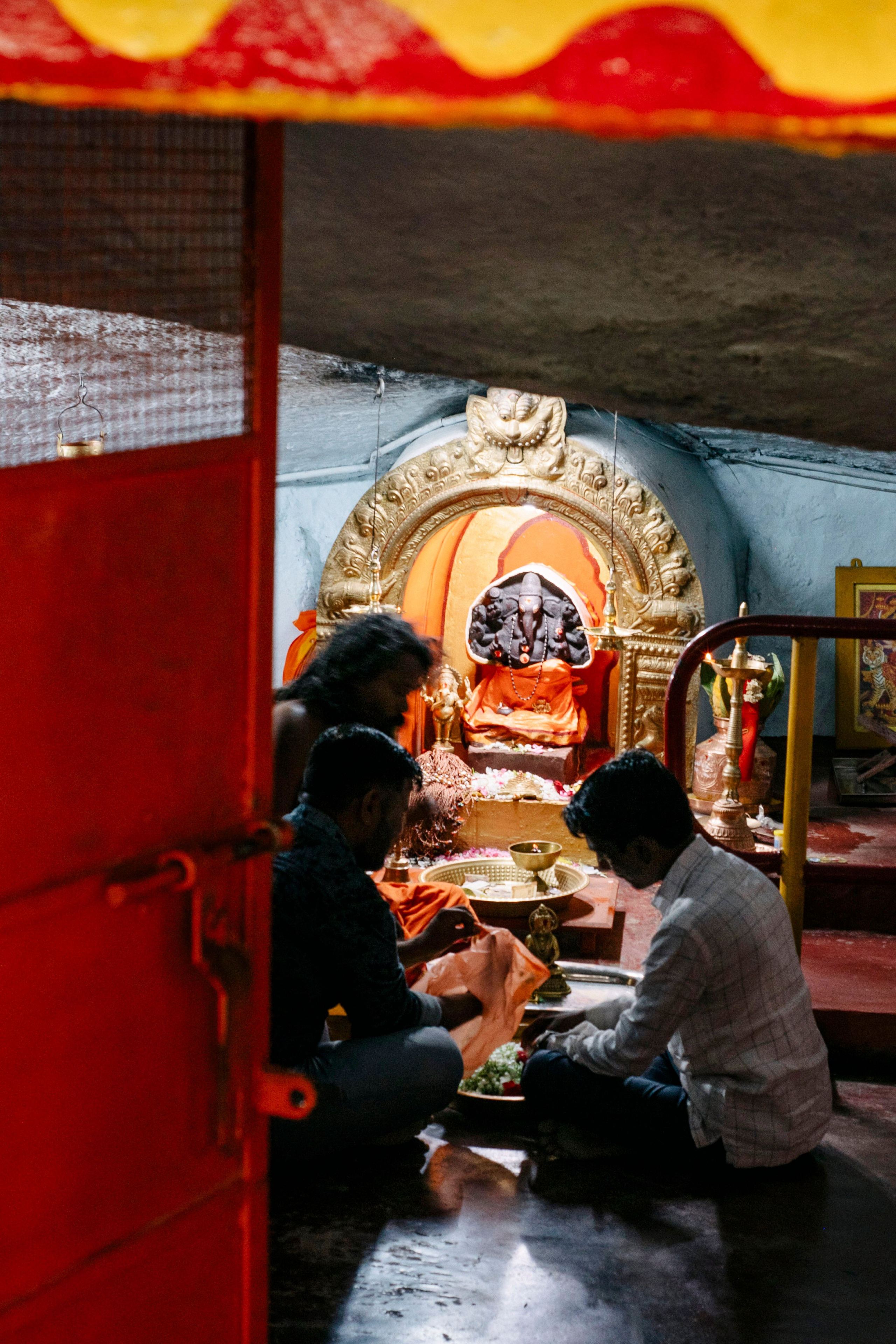 Hampi street. Iraogo