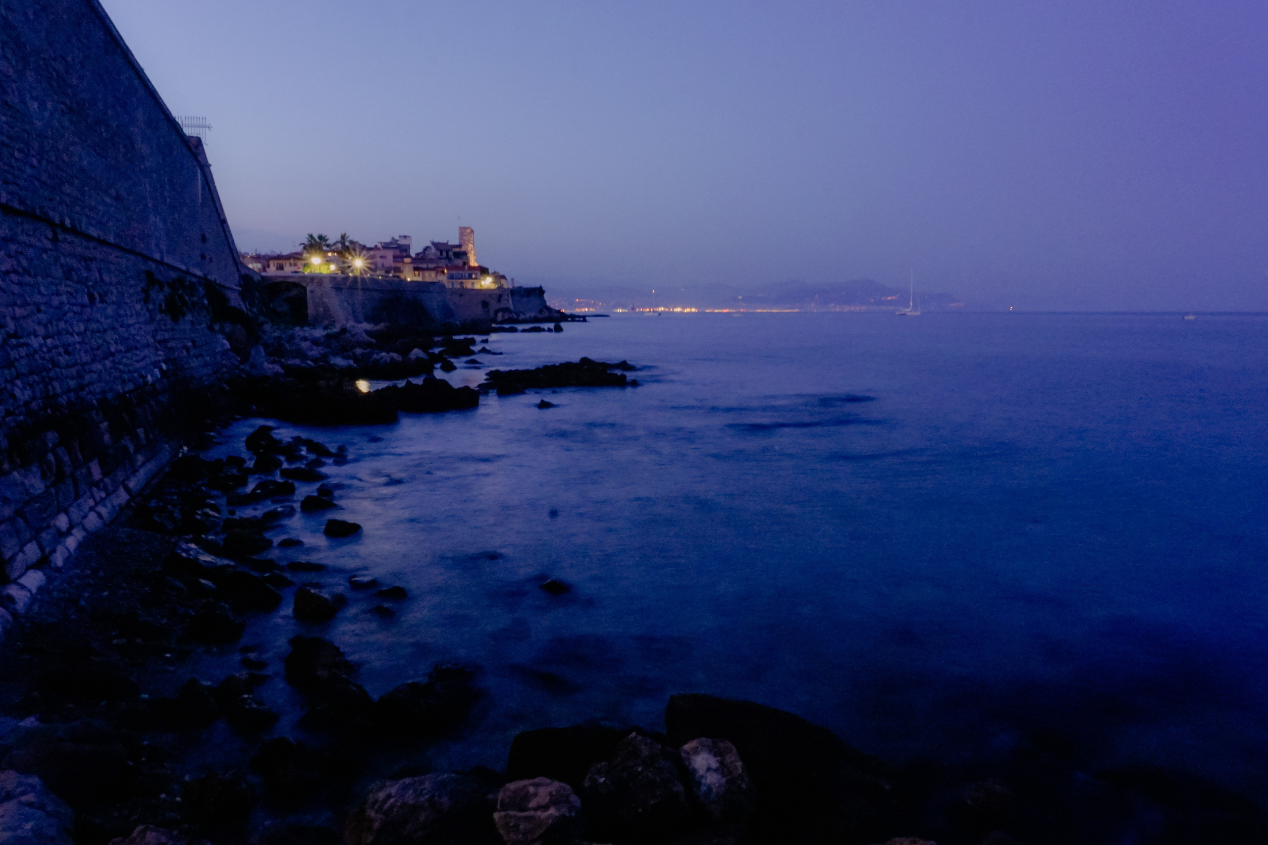 Ницца стрит. Iraogo