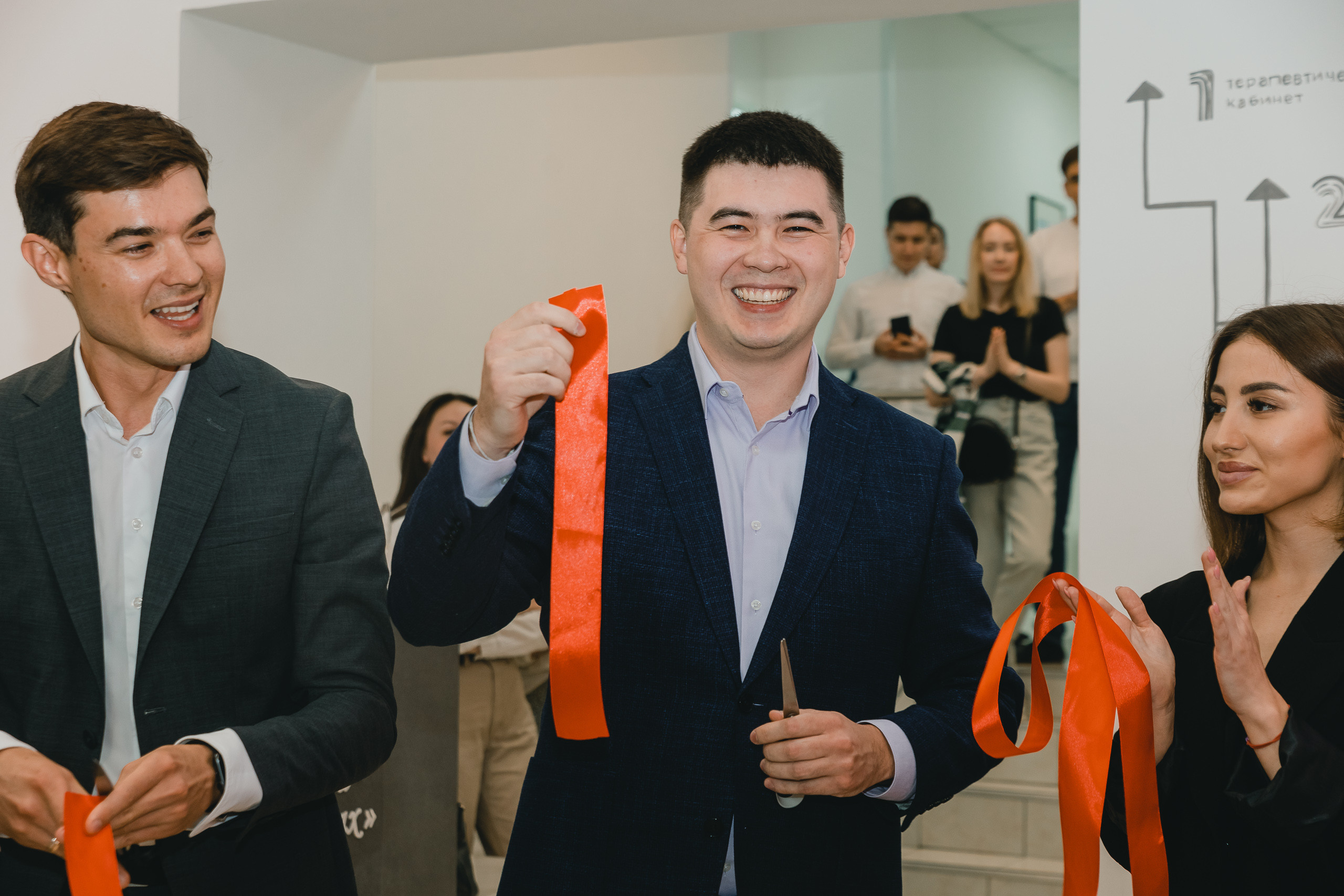 Репортаж|Открытие стоматологической клиники Riadent Казань. Фотограф Егор Сухов