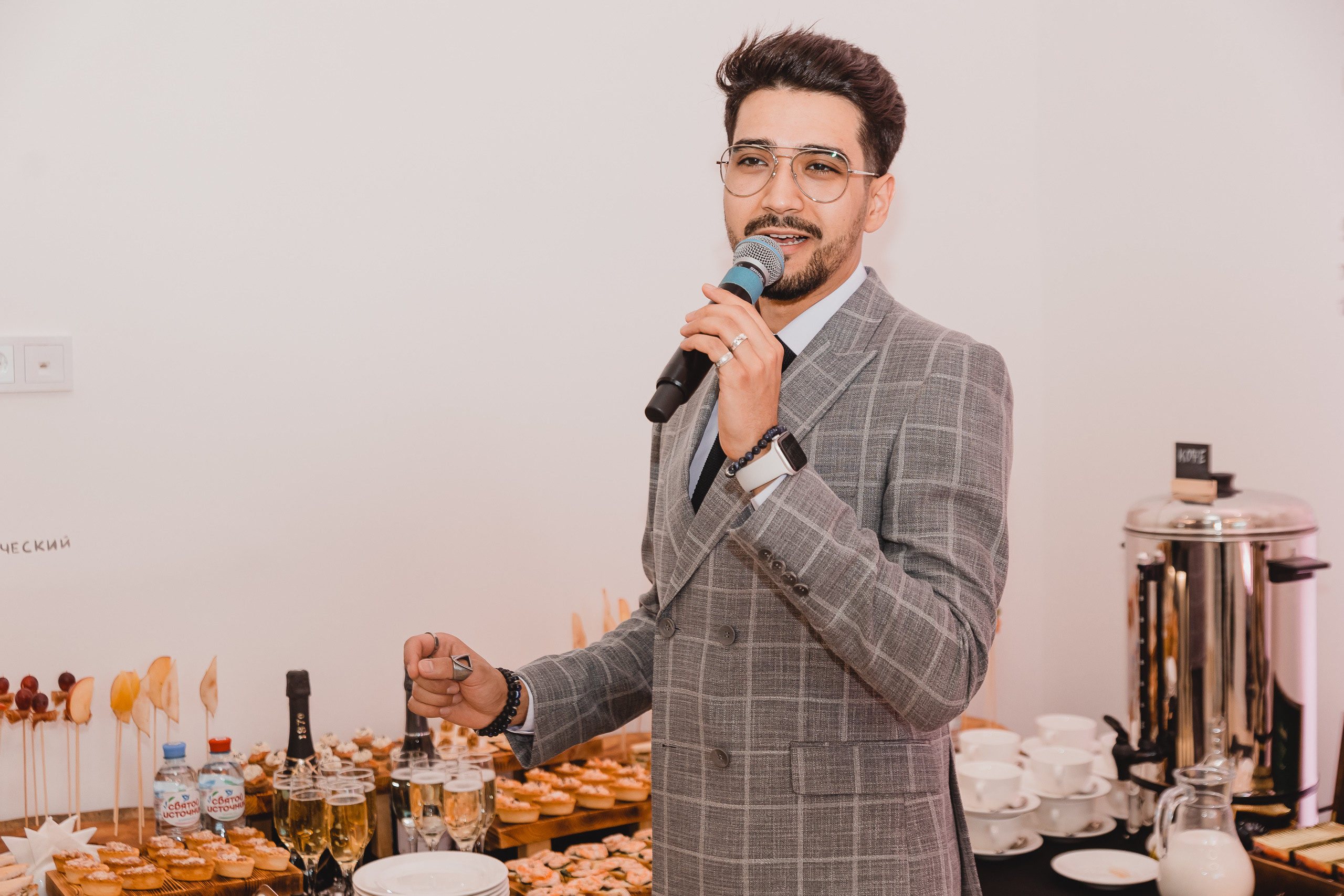 Репортаж|Открытие стоматологической клиники Riadent Казань. Фотограф Егор Сухов