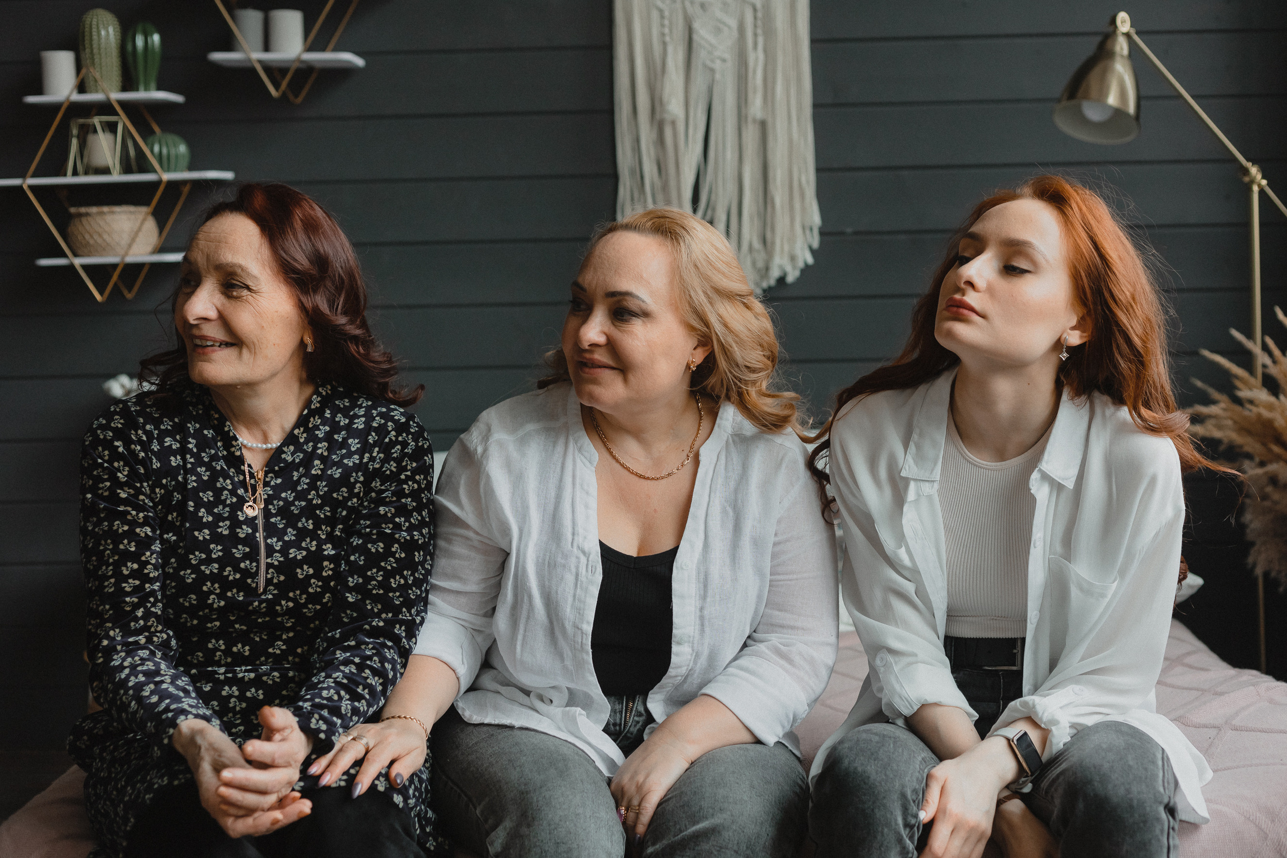 Семейная фотосессия в студии. Фотограф Егор Сухов