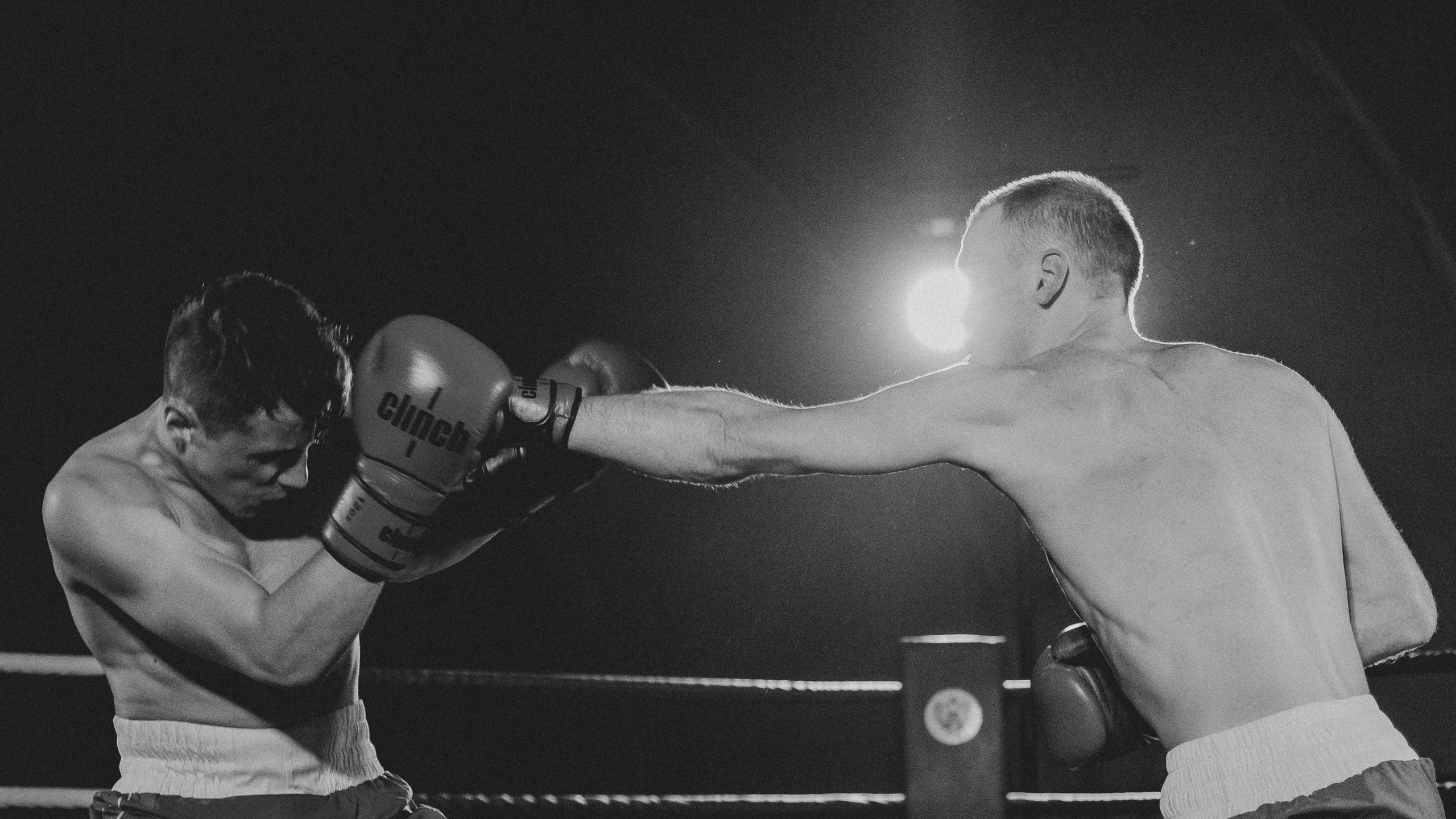 Репортаж|Бокс Белоусов/Худоян. Фотограф Егор Сухов