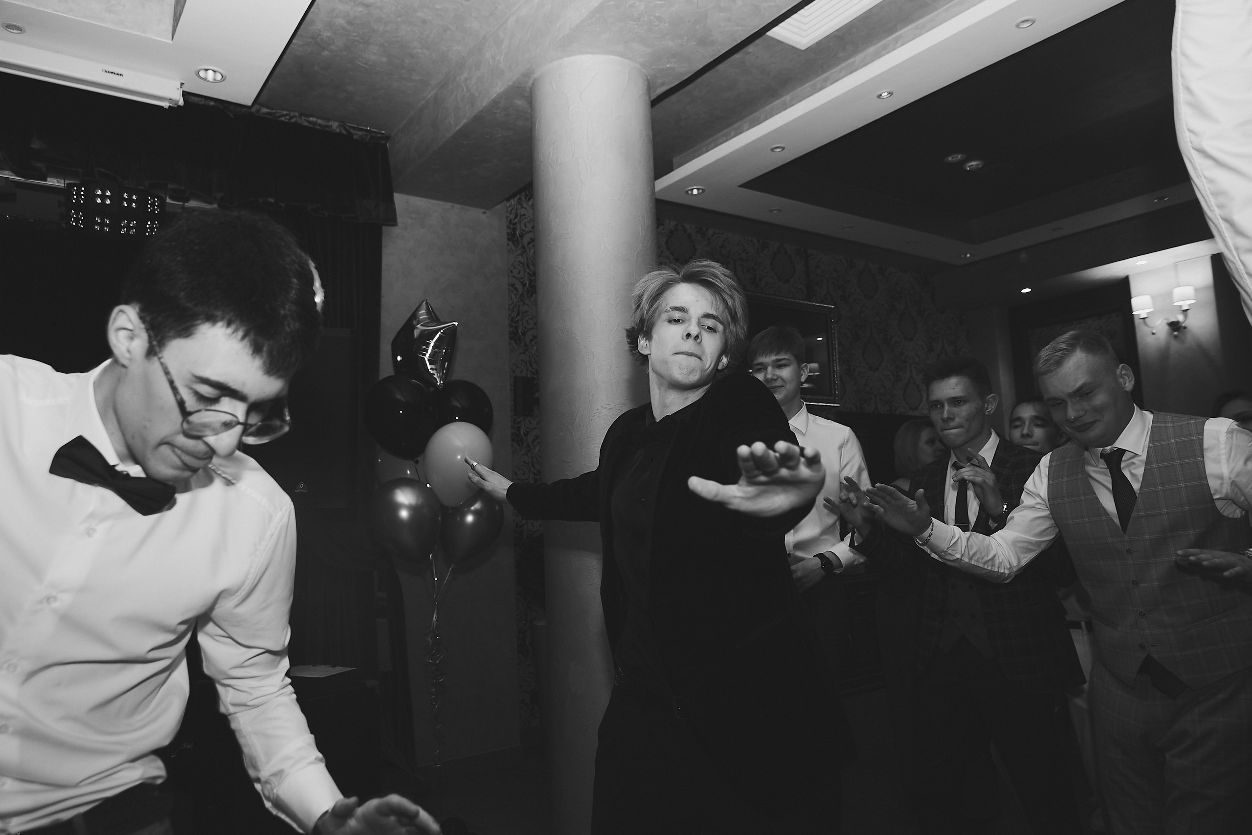 Выпускной|Гимназия 57. Фотограф Егор Сухов