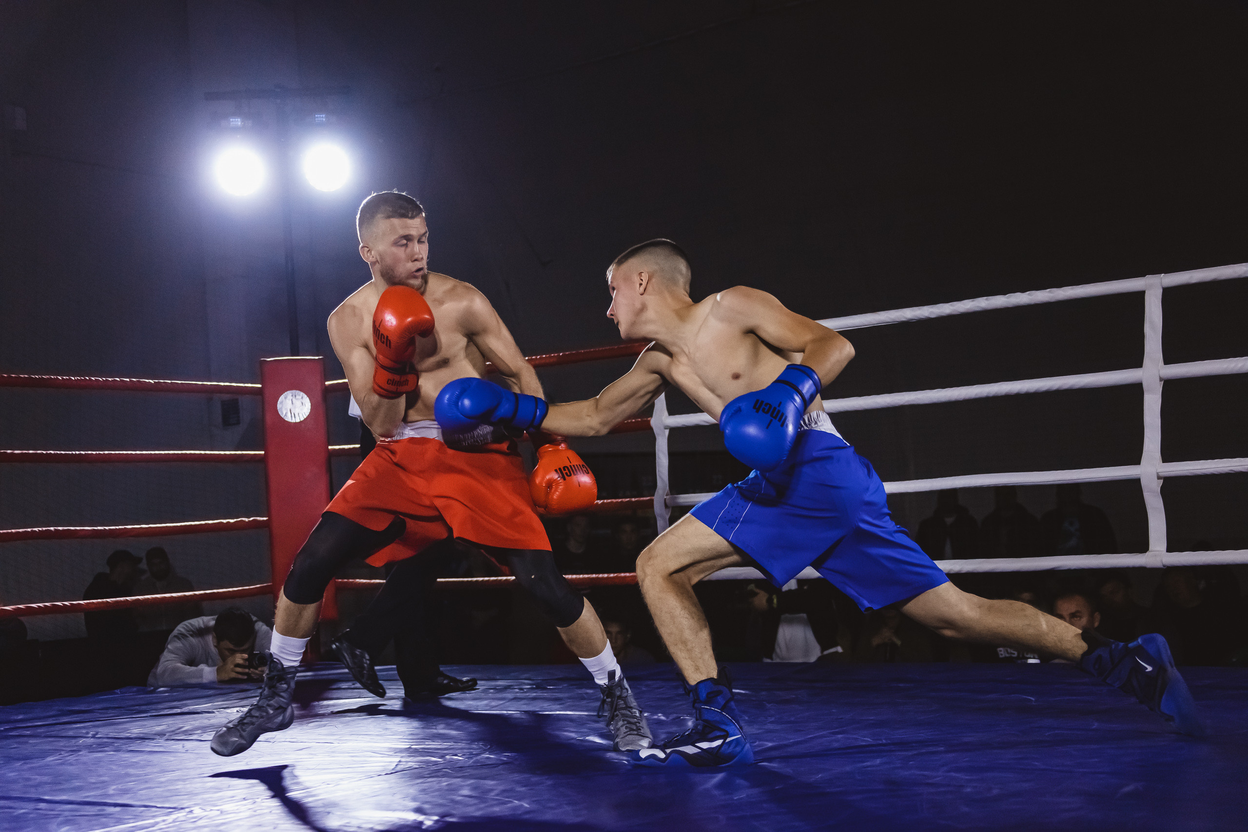Репортаж|Бокс Белоусов/Худоян. Фотограф Егор Сухов