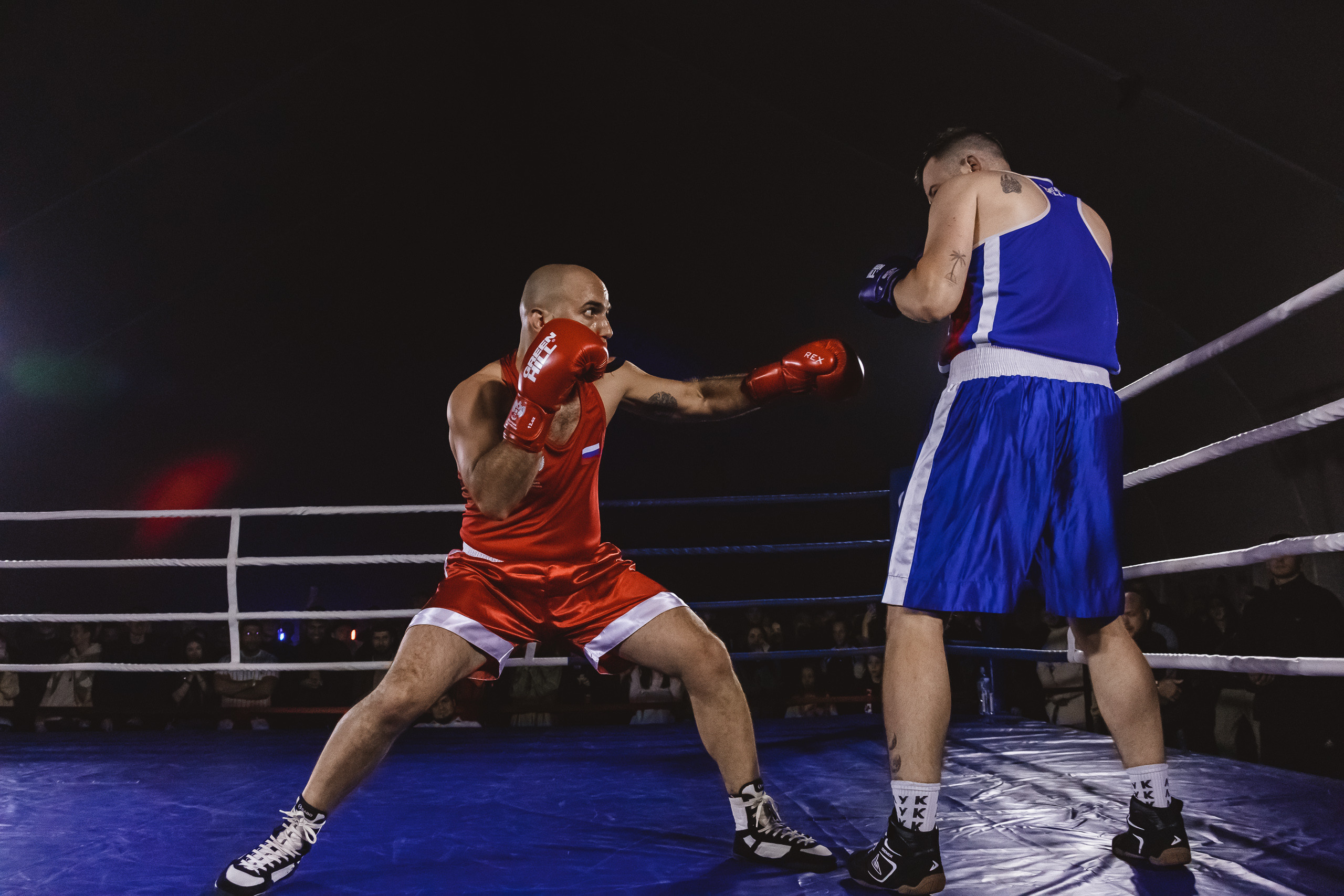 Репортаж|Бокс Белоусов/Худоян. Фотограф Егор Сухов