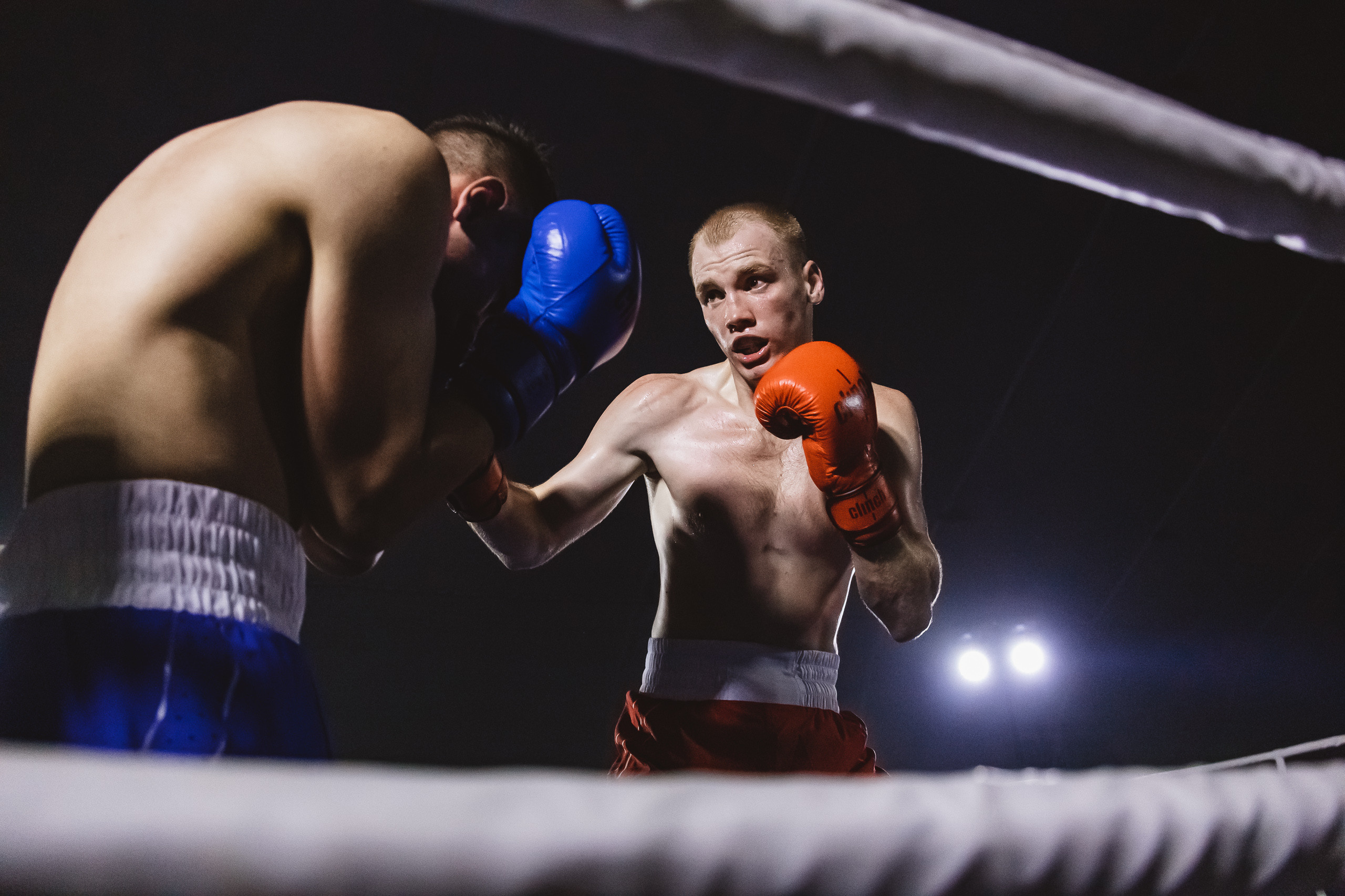 Репортаж|Бокс Белоусов/Худоян. Фотограф Егор Сухов