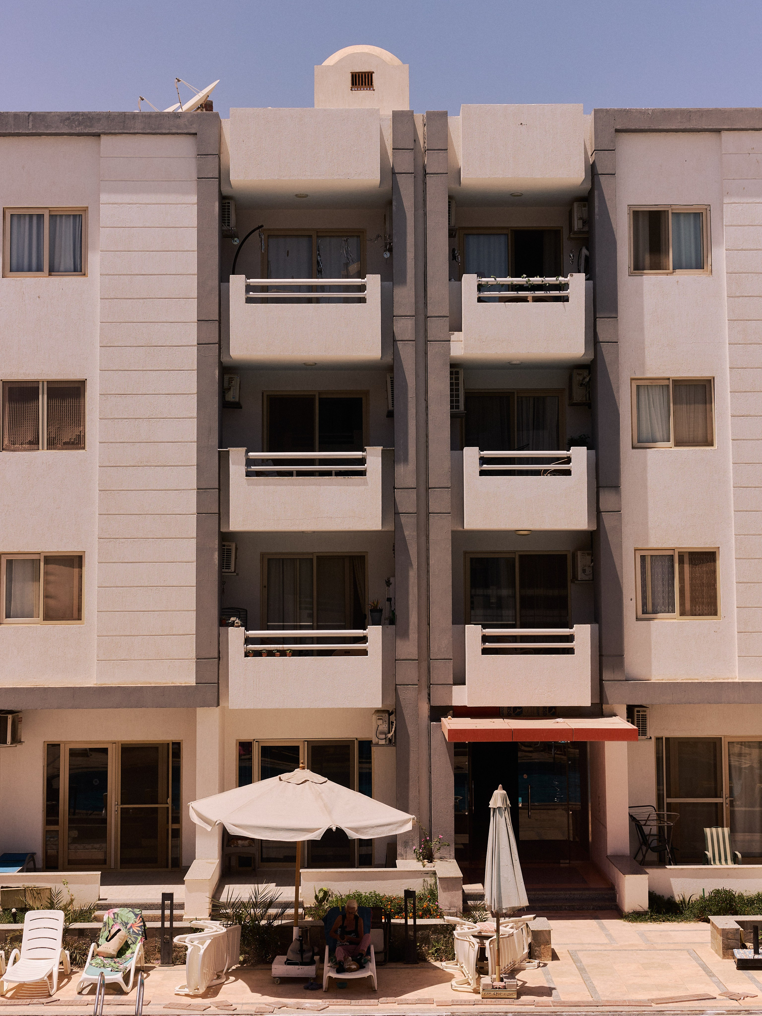 Проверяя камеру. Jorgis — фотограф в Хургаде / обучение фотографии