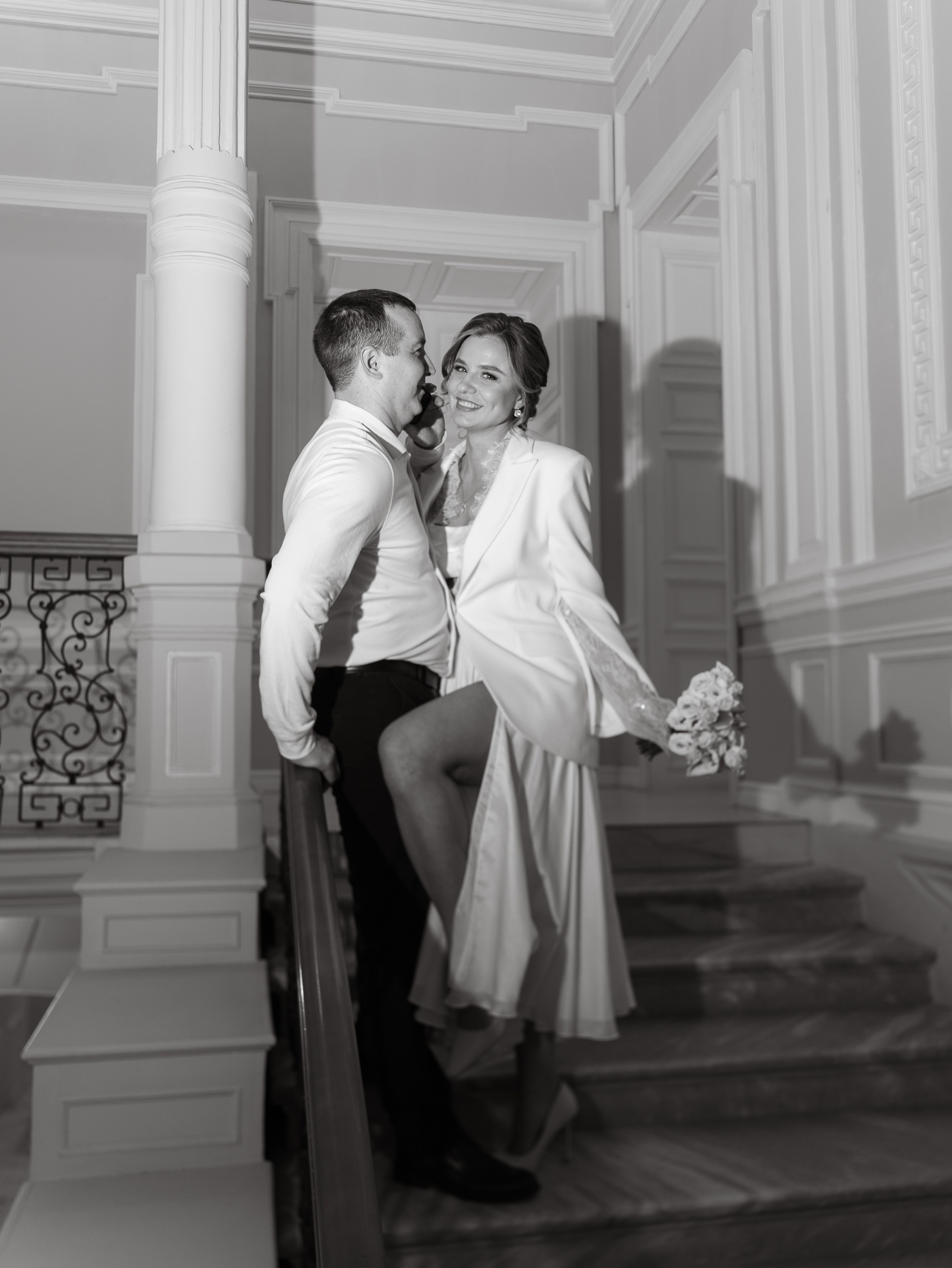 Свадебная фотосессия в загсе. Фотограф из Екатеринбурга Алена Мусалимова