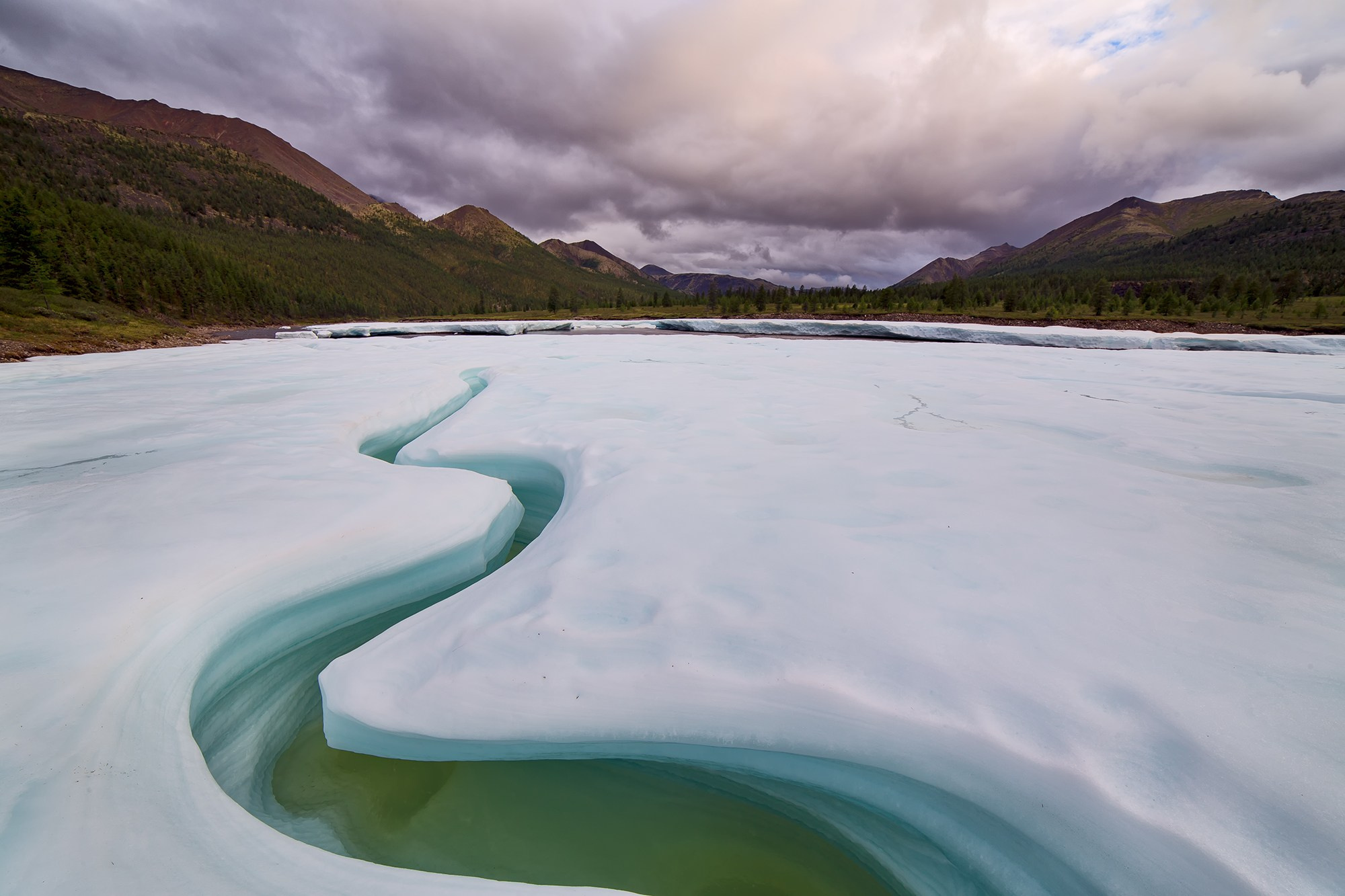 Наледь в окрестностях озера Тунеридэ. 057-0552