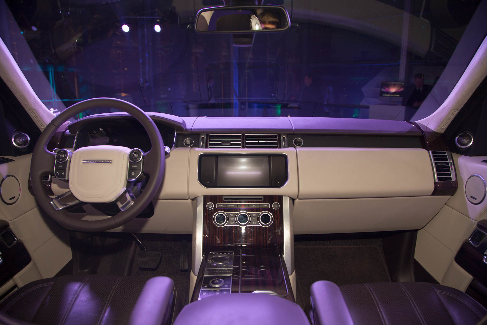 Презентация Range Rover. Фотограф Андрей Лисовский