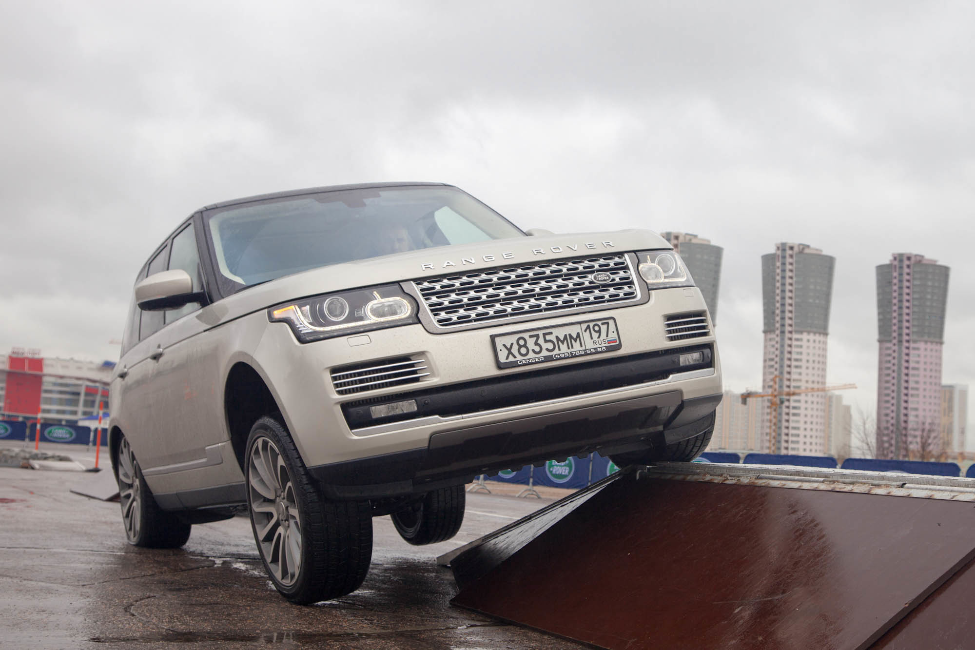 Презентация Range Rover. Фотограф Андрей Лисовский