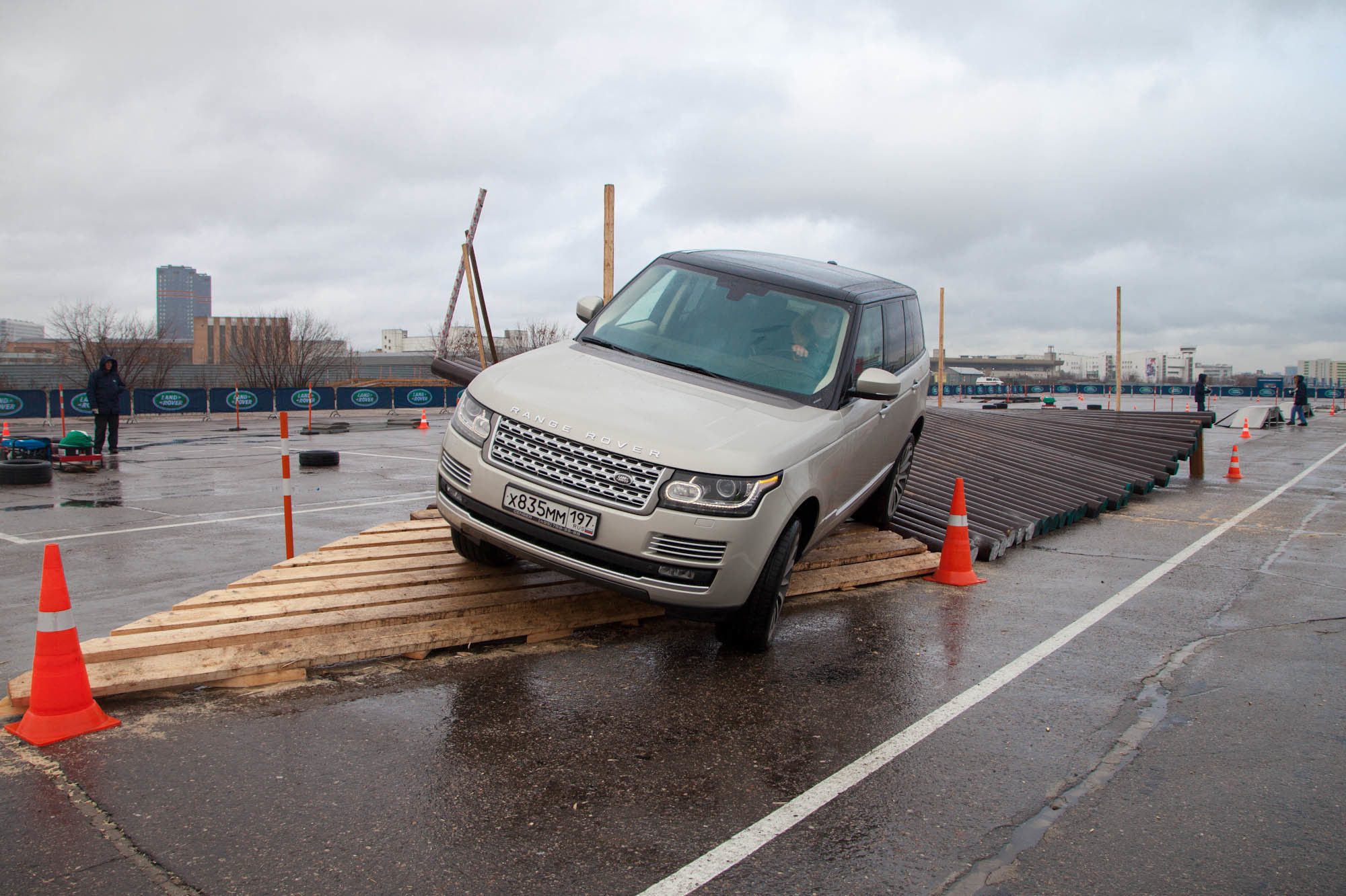Презентация Range Rover. Фотограф Андрей Лисовский