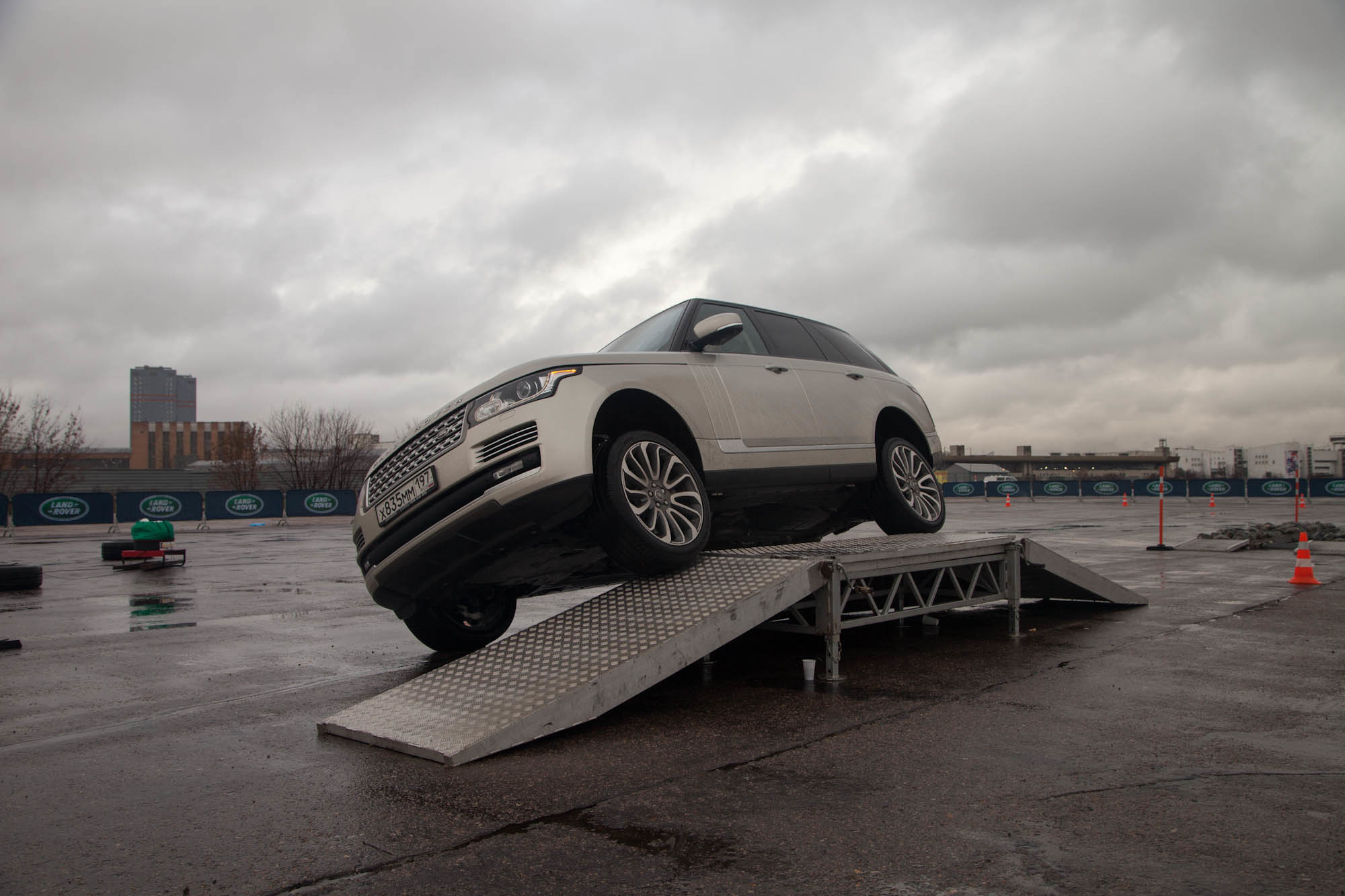 Презентация Range Rover. Фотограф Андрей Лисовский