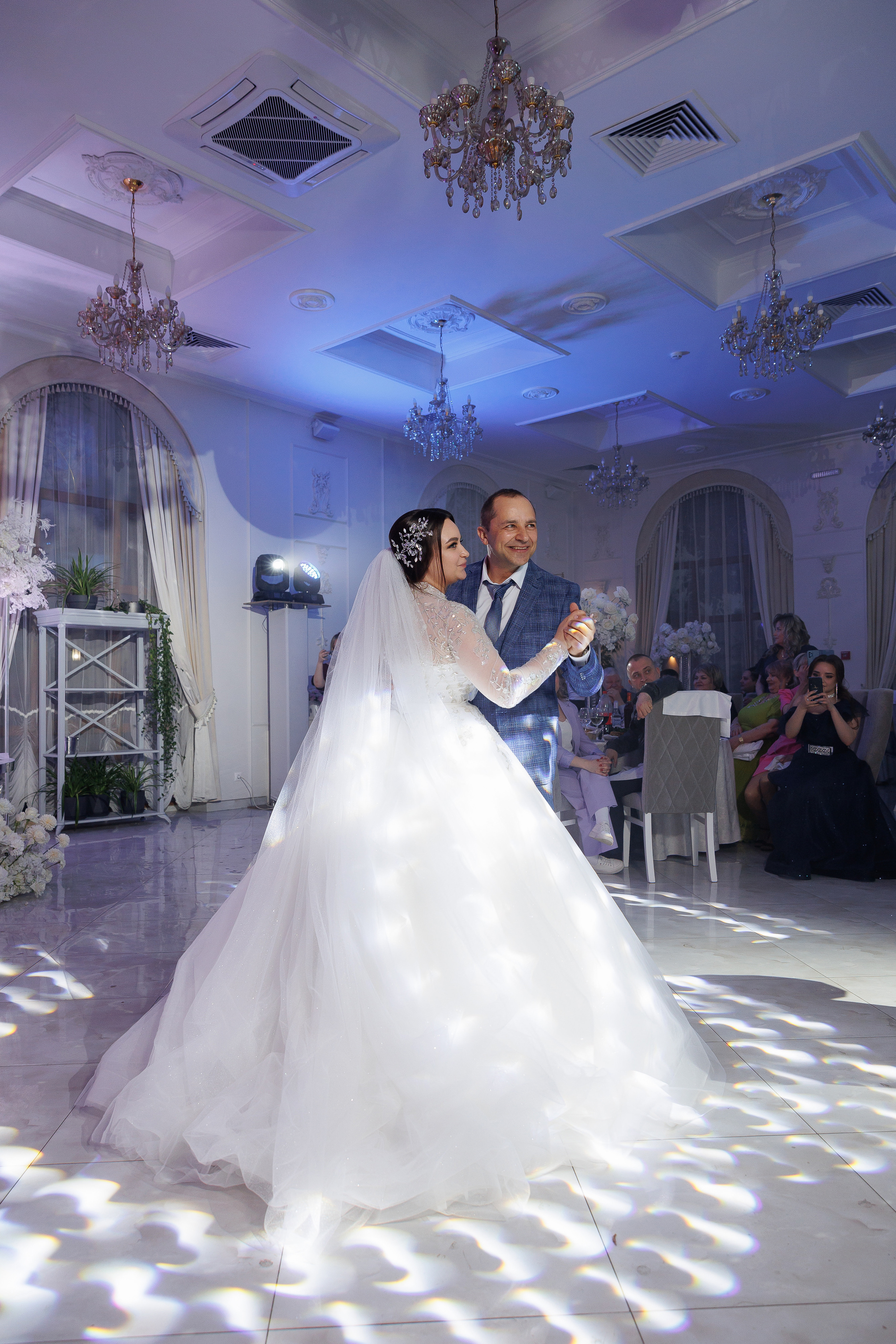 Александр и Кристина. Главная