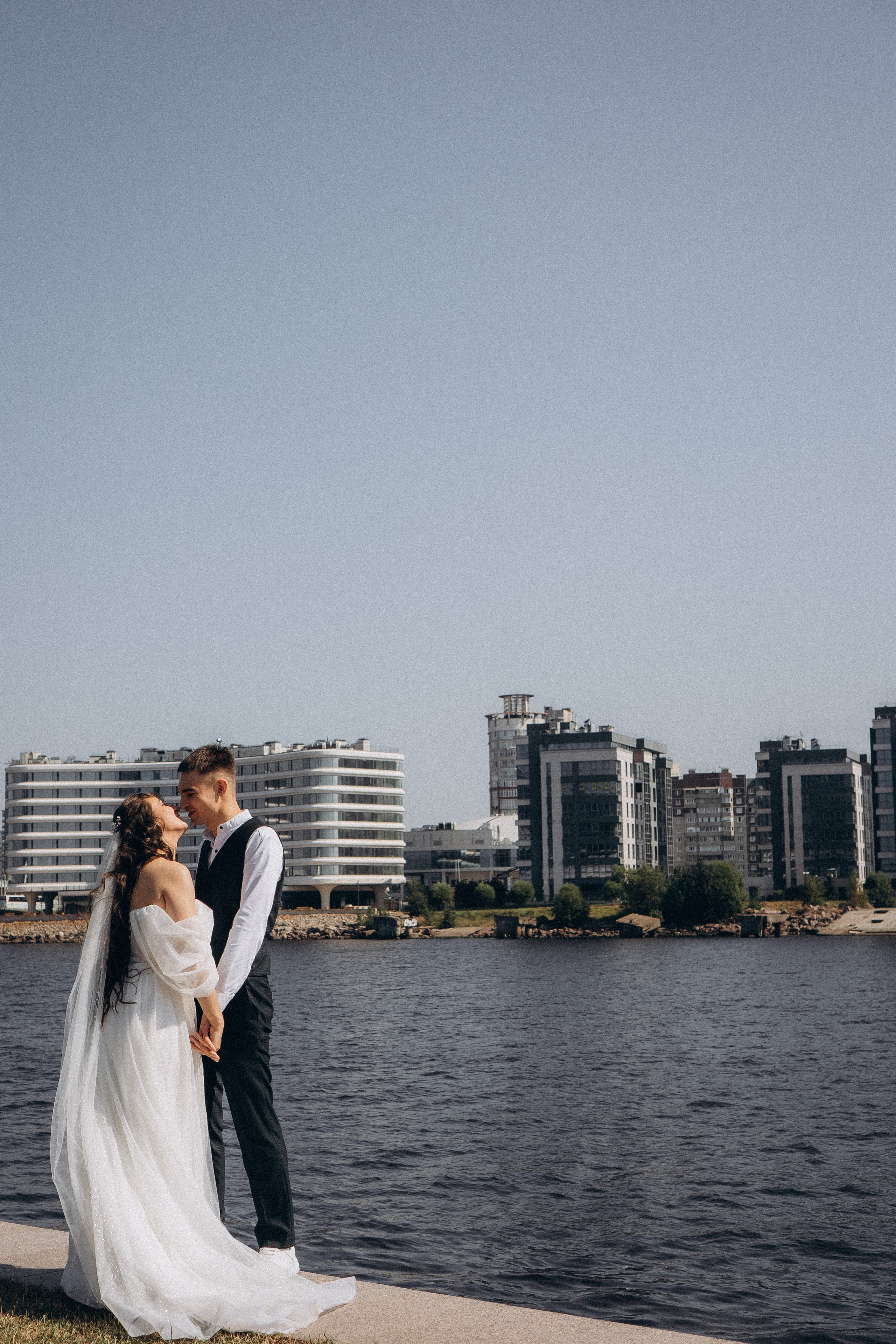 СВАДЕБНАЯ СЬЕМК В ПАРКЕ 300-ЛЕТИЯ. Профессиональный фотограф, Санкт-Петербург — Виктория Богомолова
