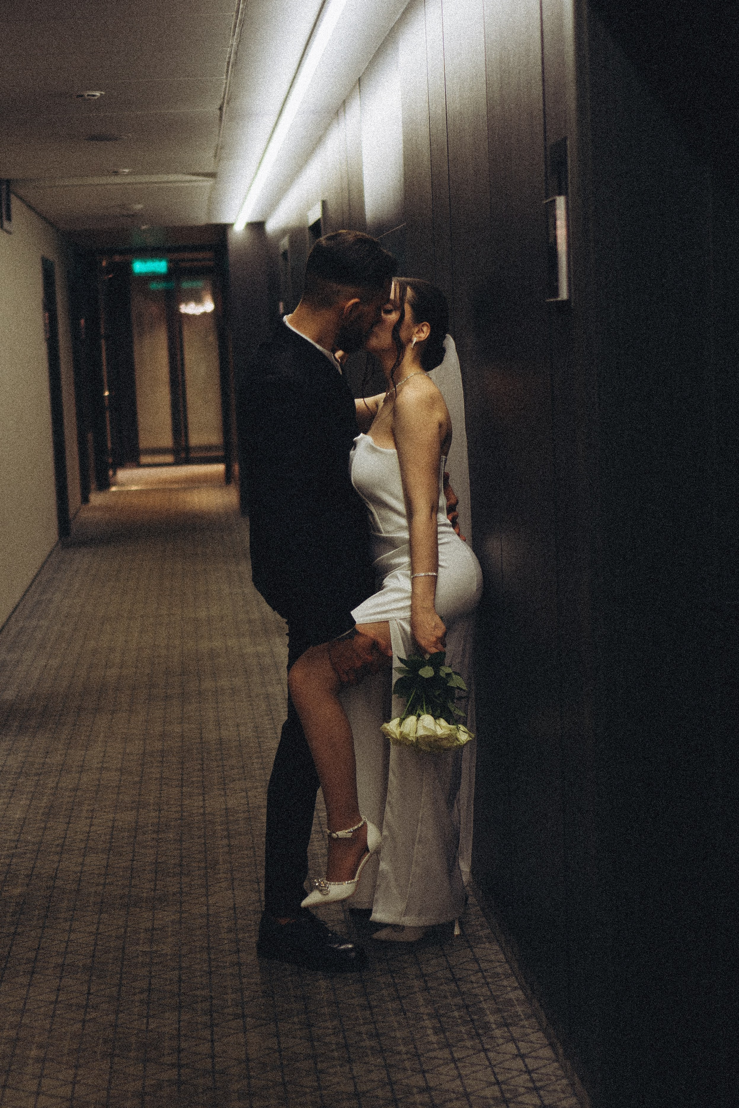 СВАДЕБНАЯ СЬЕМКА СБОРОВ ЖЕНИХА И НЕВЕСТЫ В ОТЕЛЕ И ТАКЖЕ ФОТОСЕССИИЯ В ОТЕЛЕЕ МЕГАПОЛИС БРЯНСК. Профессиональный фотограф, Санкт-Петербург — Виктория Богомолова