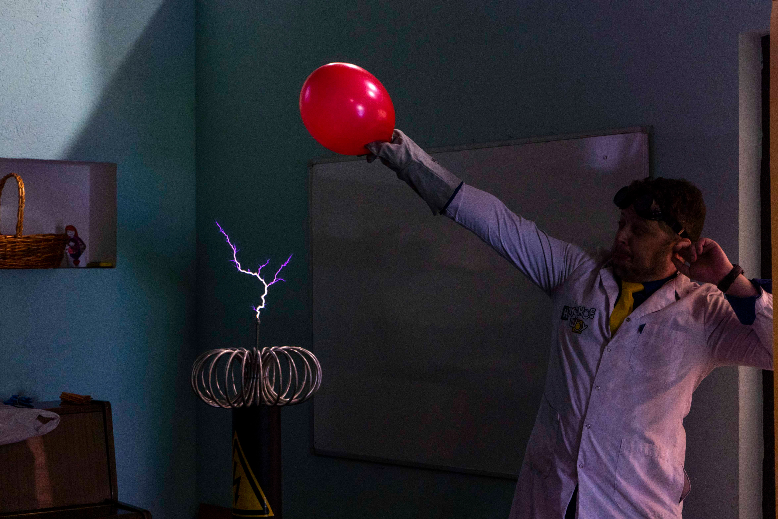 Праздник в школе Фрактал. Фотограф в Санкт-Петербурге, фотодни в СПБ